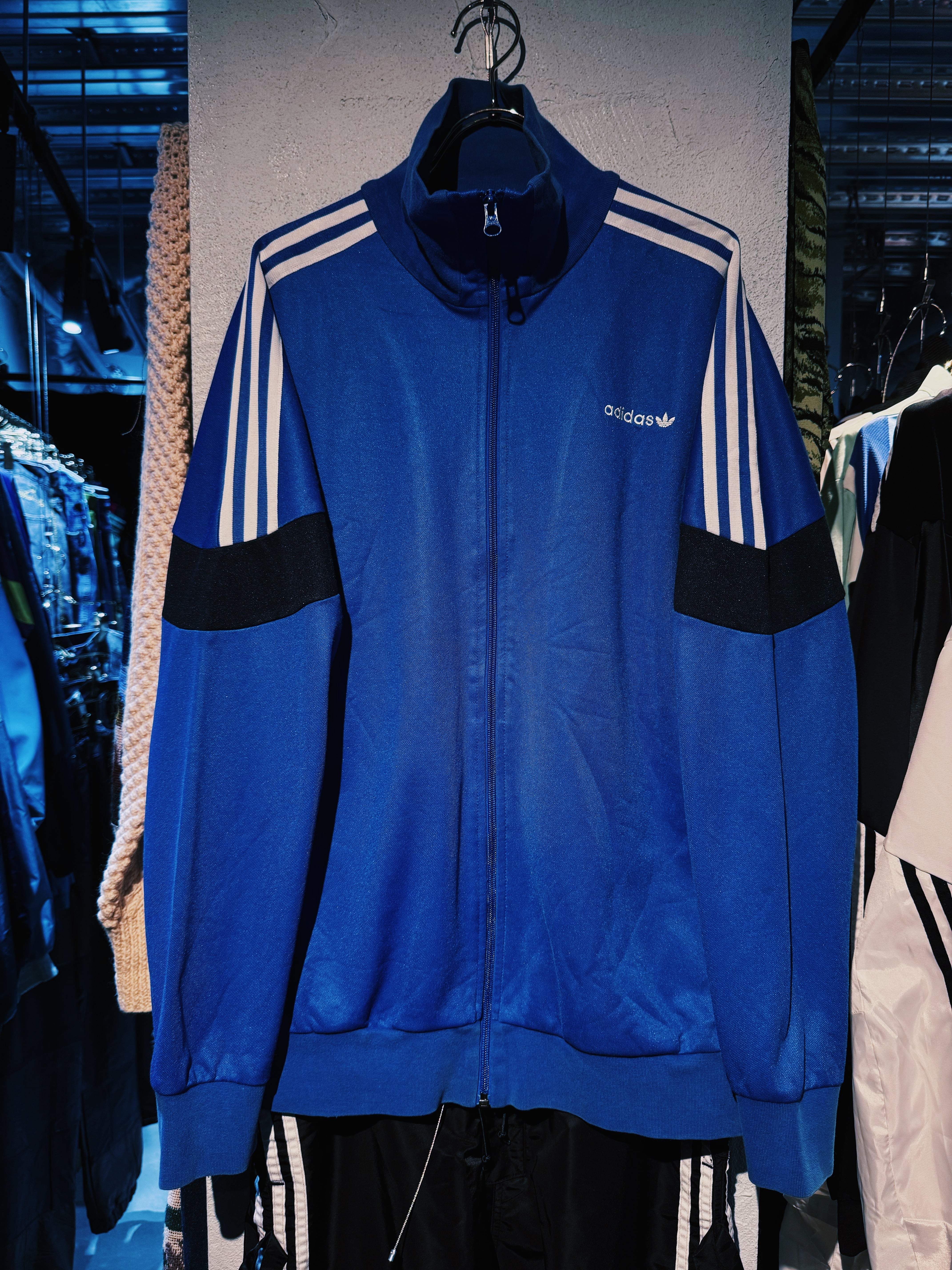 【D4C】"ADIDAS" 3stripes switching color design track jacket