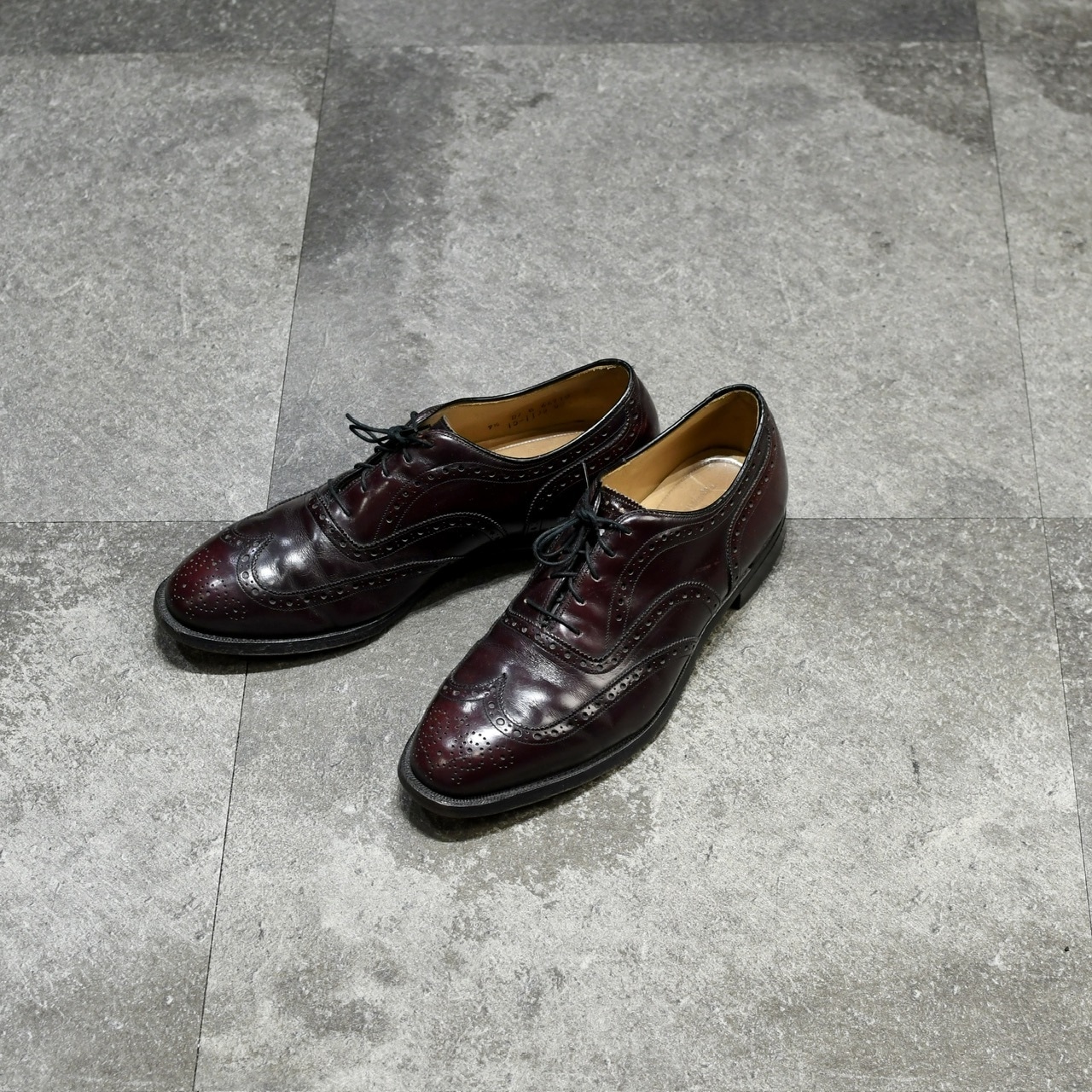 Johnston & Murphy wingtip leather shoes wine red