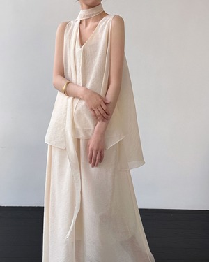 Sheer Scarf Sleeveless Setup