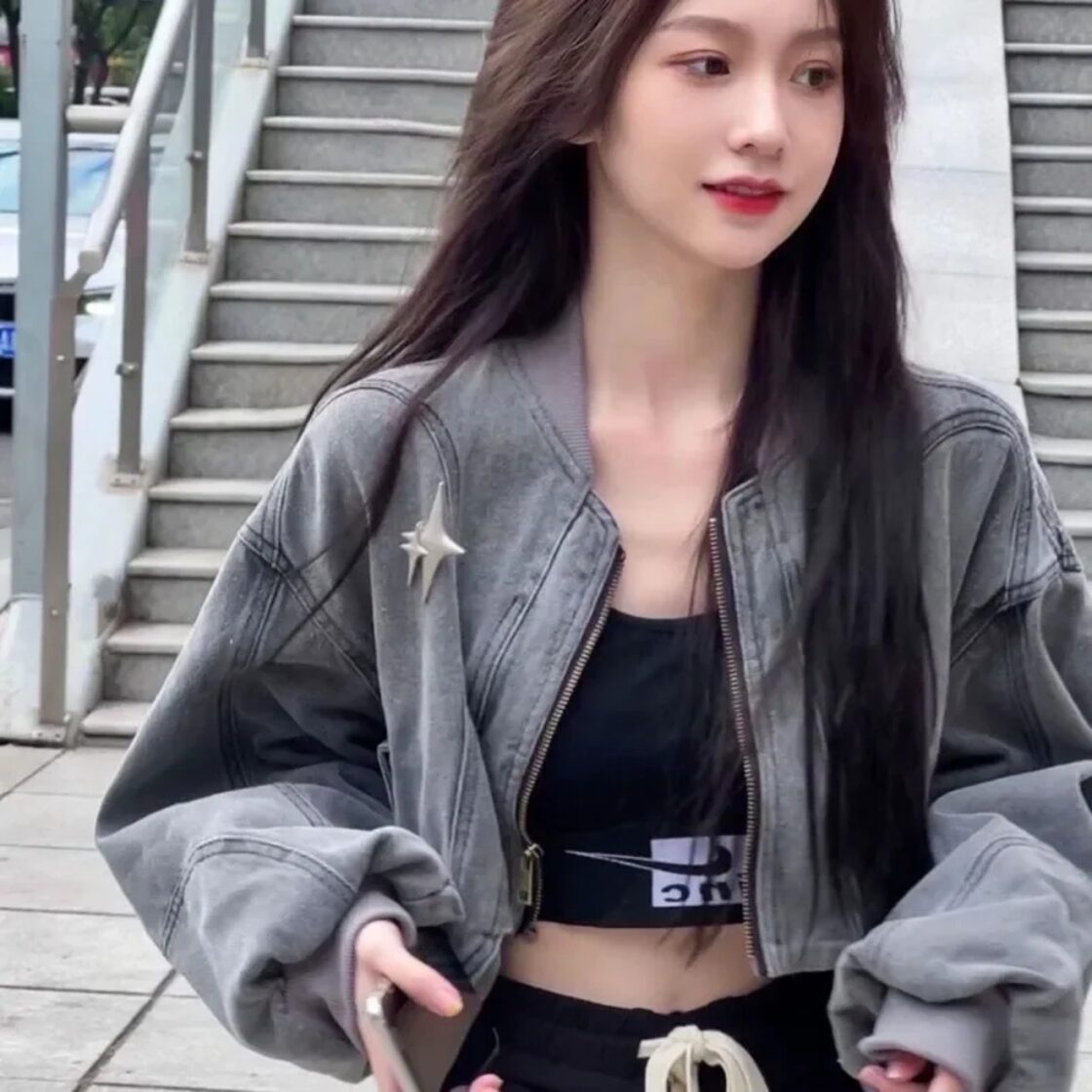 女性のためのgreyデニムジャケット,クロップトップ,ヒッピーストリート 
