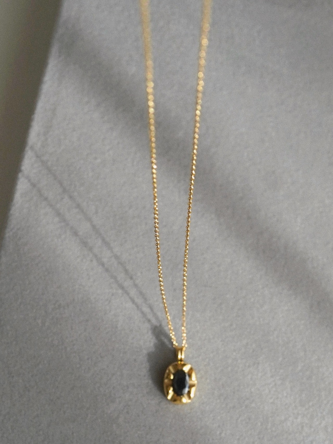 LERA NECKLACE
