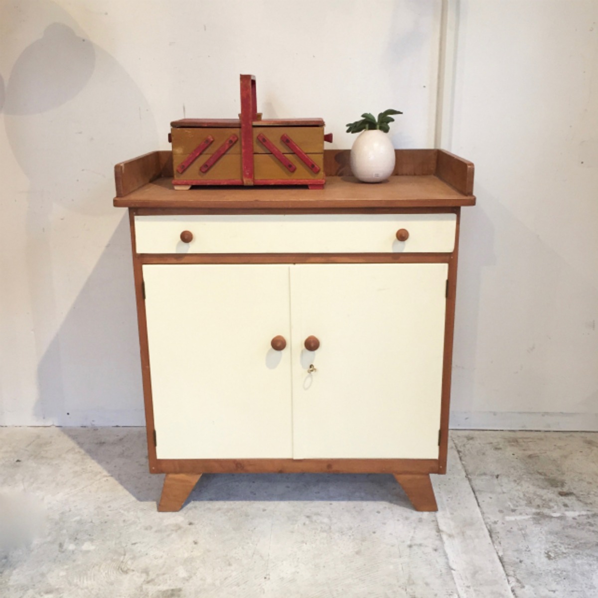 Paint Kitchen Cabinet Netherlands | Couscous Furniture