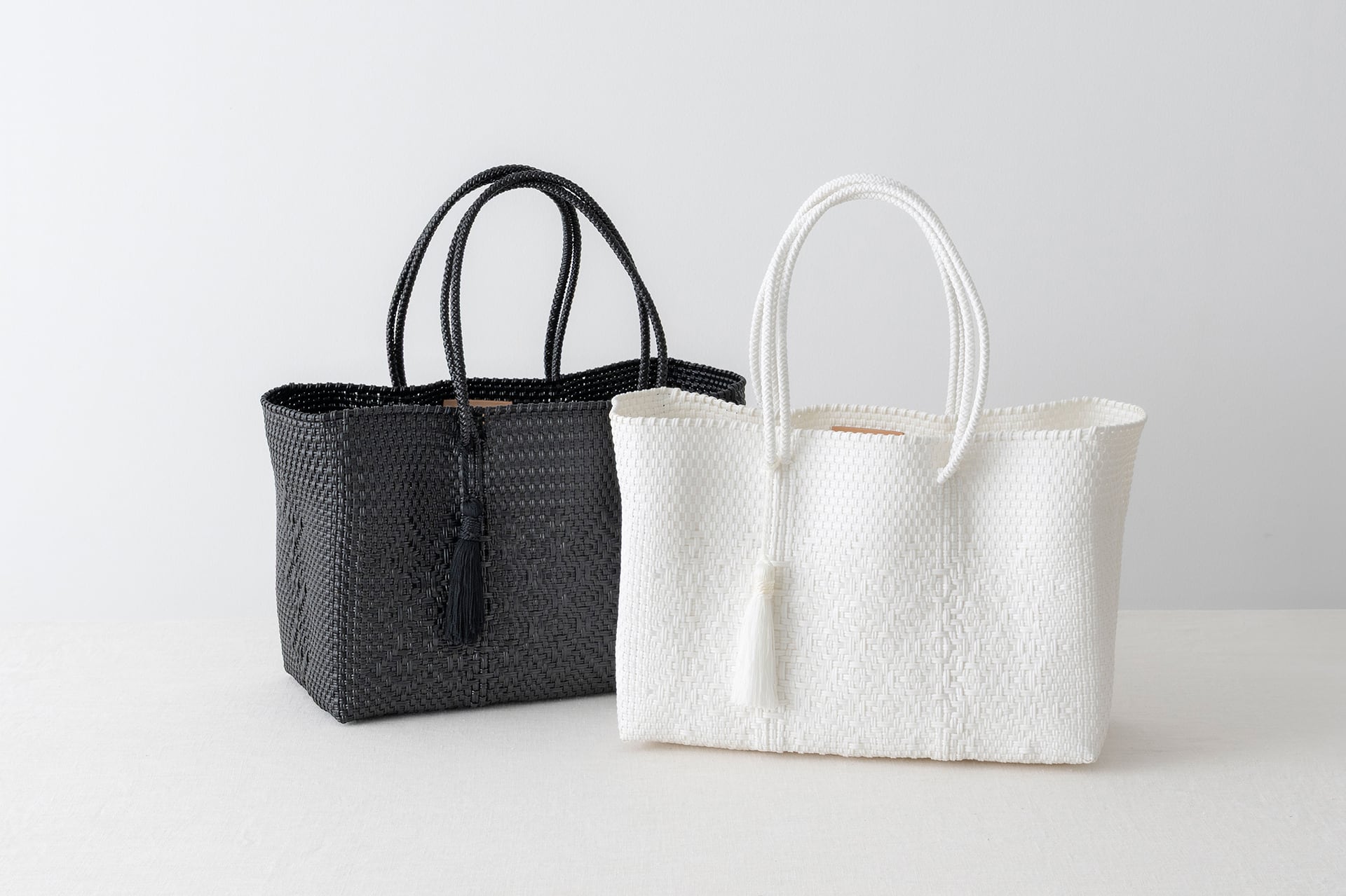 真藤舞衣子さん×天然生活 メルカドバッグ・タッセル付き 大 | 天然生活