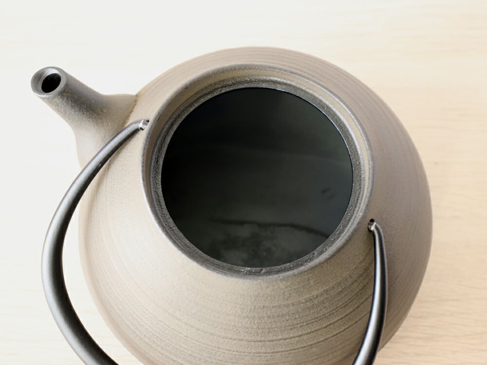 南部鉄器 壱鋳堂（ ITCHU-DO ）鉄瓶 刷毛目 1L ( 黒 / さび茶 )【 南部