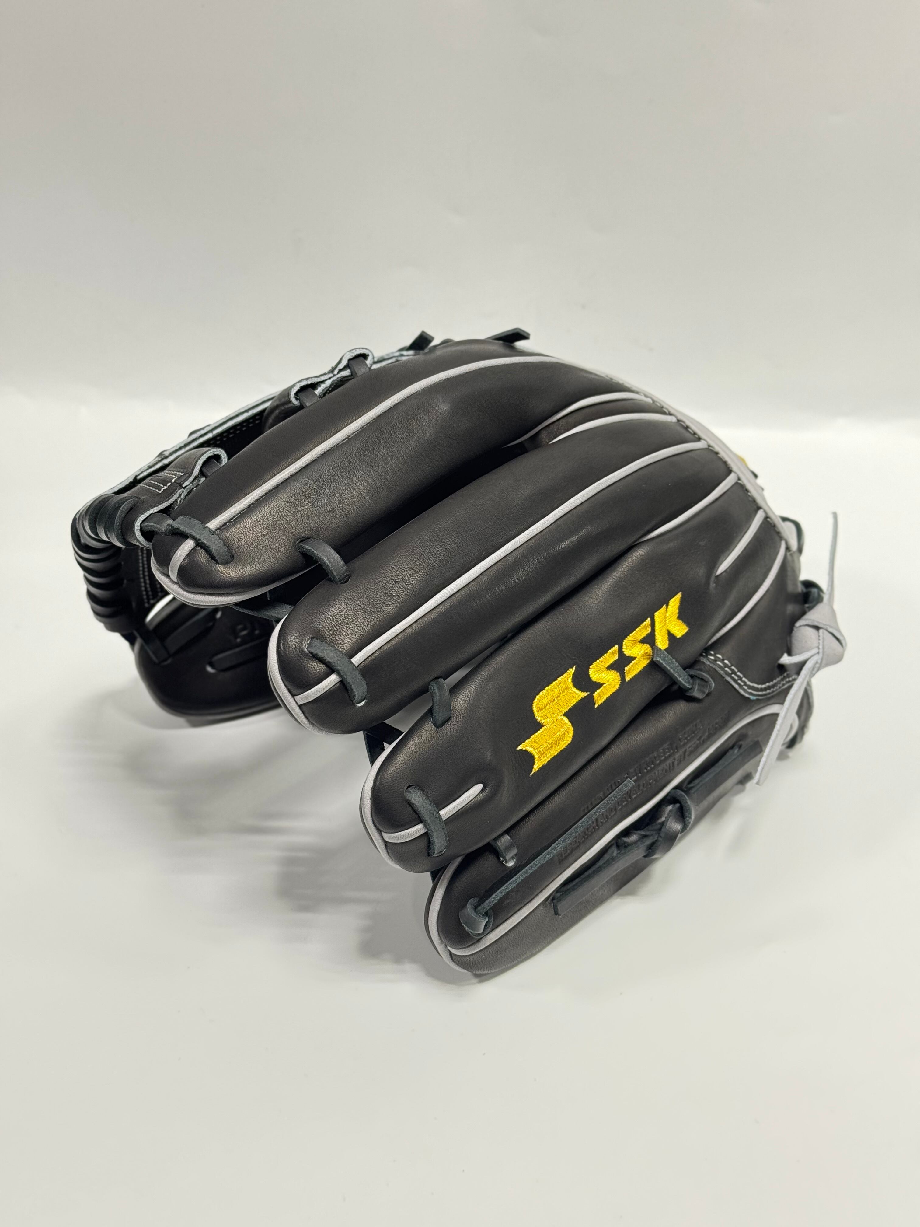 SSKｰエスエスケイ proedge(プロエッジ）軟式限定グローブ 矢野雅哉選手