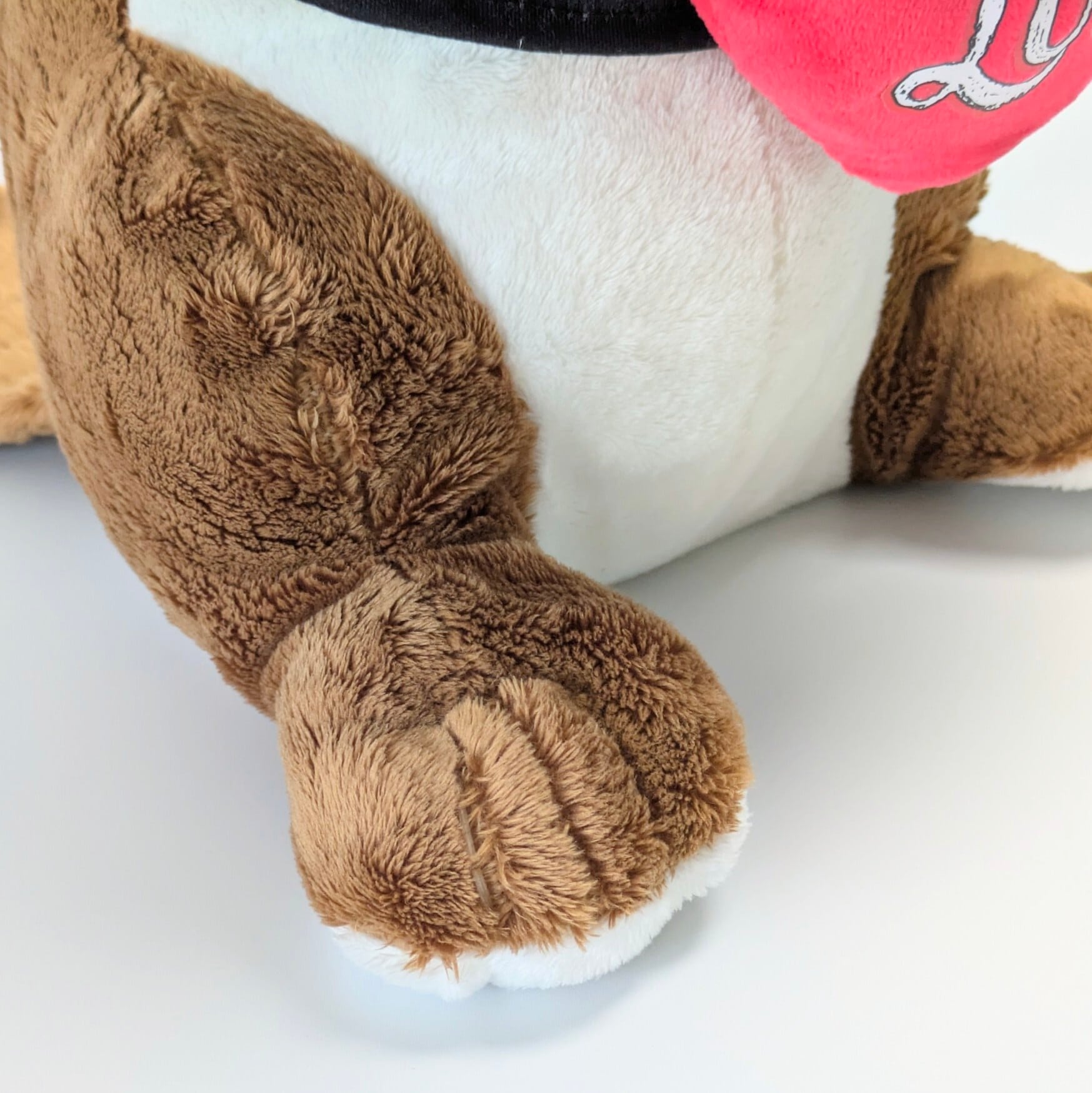 【 Buc-ee's（バッキーズ） 】 バレンタイン限定BIGプラッシュ / ぬいぐるみ 〚アメリカン雑貨 アメトイ〛