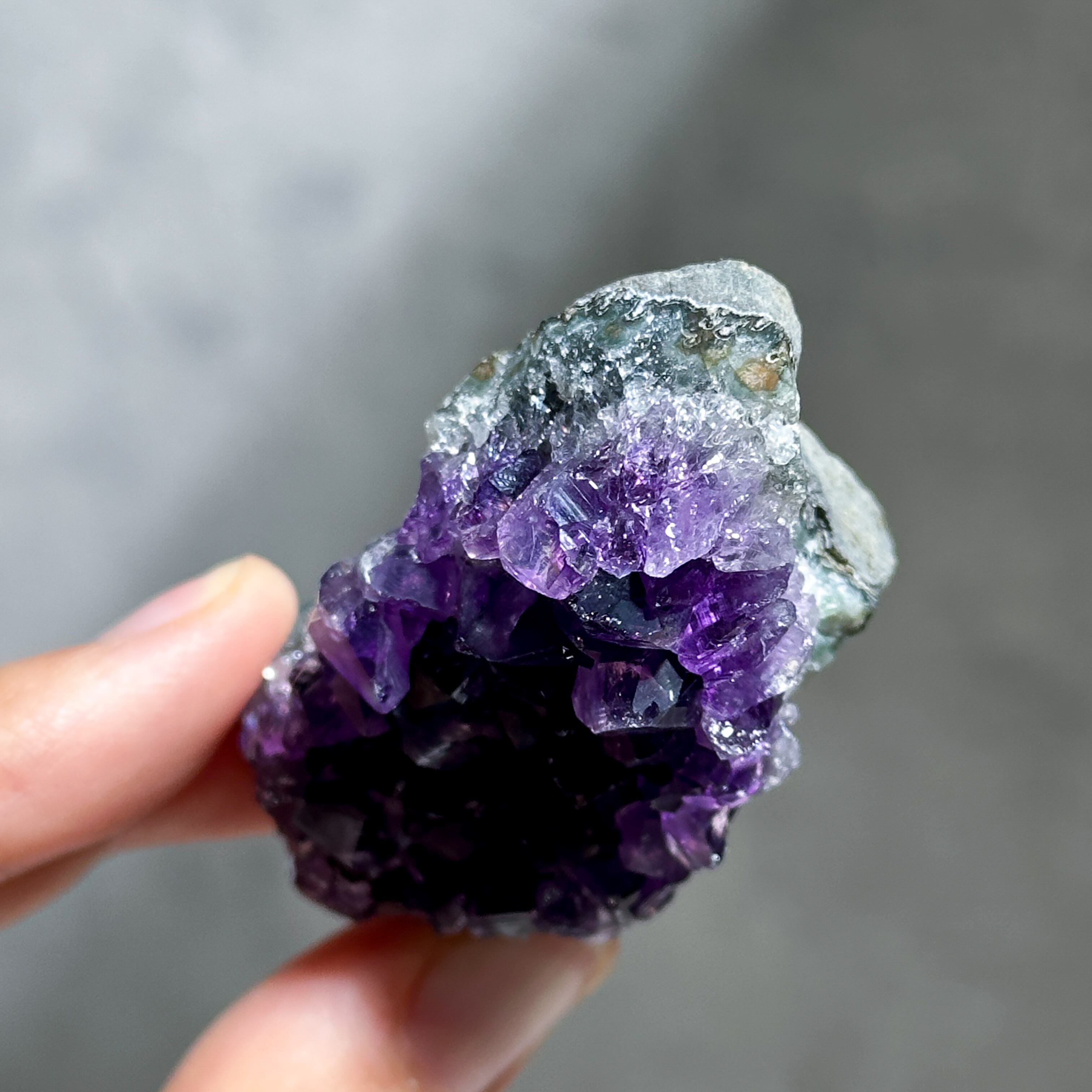 ウルグアイ産アメジスト 原石85◇ Amethyst ◇天然石・鉱物