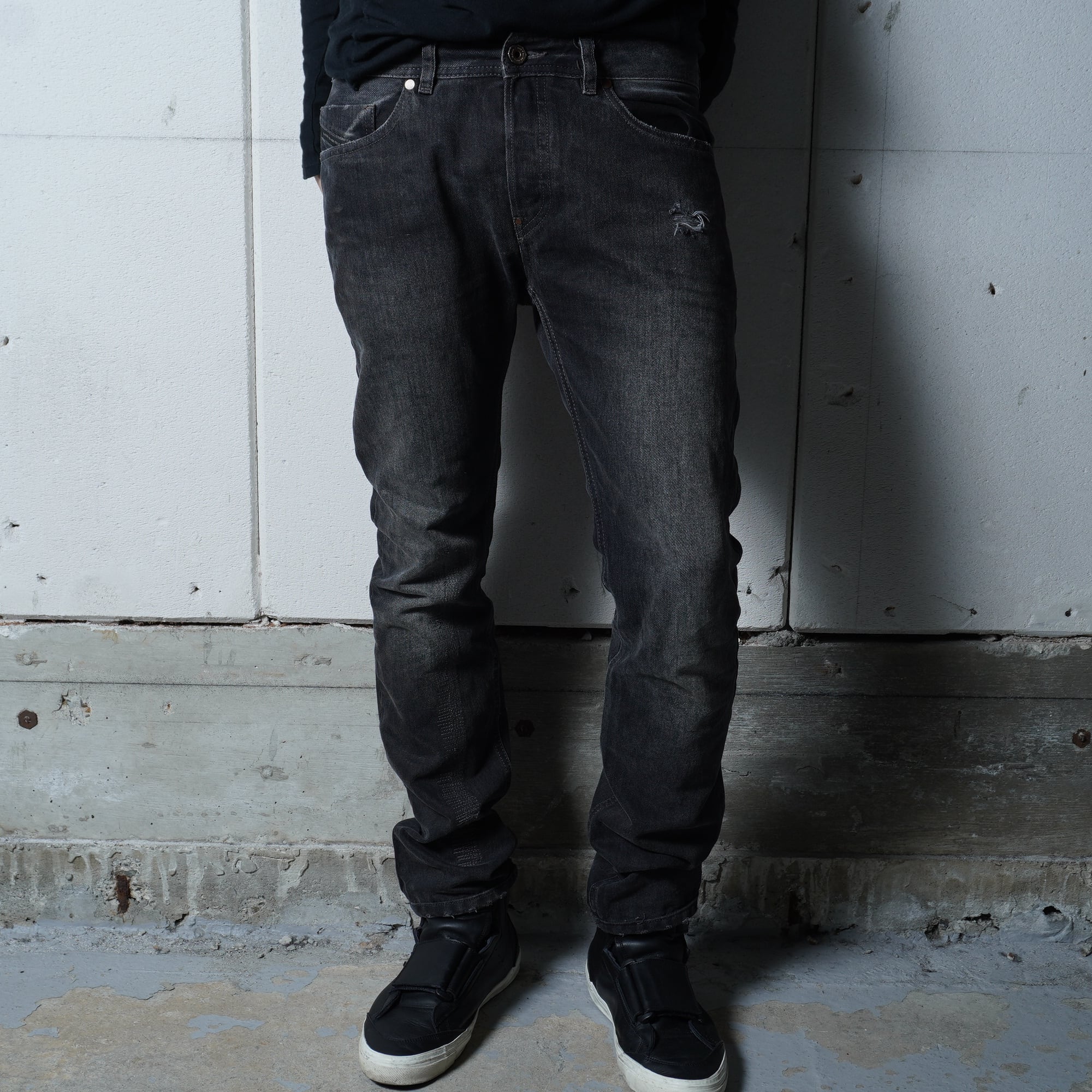 DIESEL | MIXHIVE