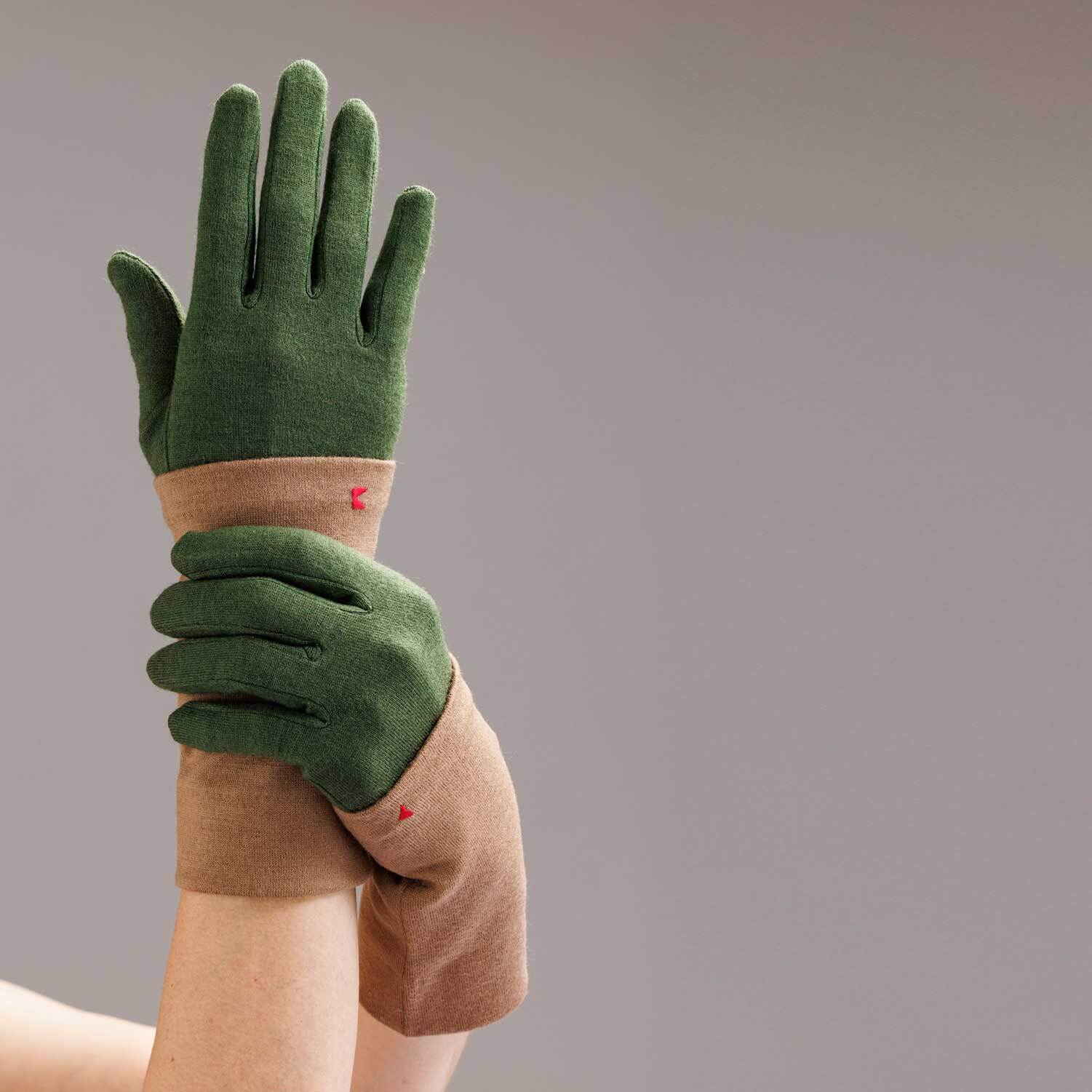 HERMES 新品未使用　メンズウール100％手袋　プレゼント仕様一式 手袋】117 オリーブ／ウール100%／手が細くキレイに見える | 佩（ハク