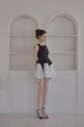 Back ribbon tulle dress