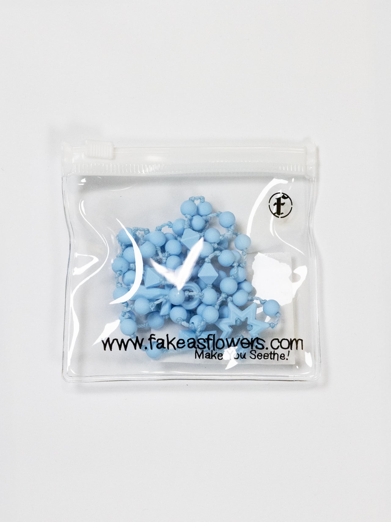 UNEEK BASEMNT - Discover independent style.