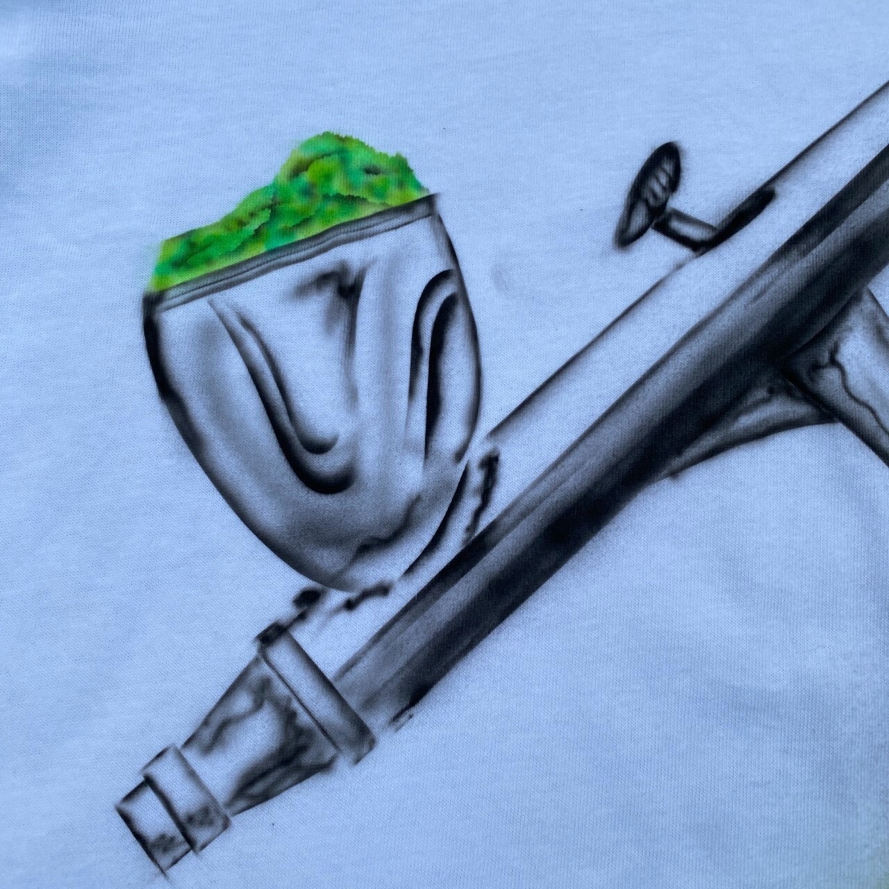 Ria. "HAND AIRBRUSH T-SHIRT" XL