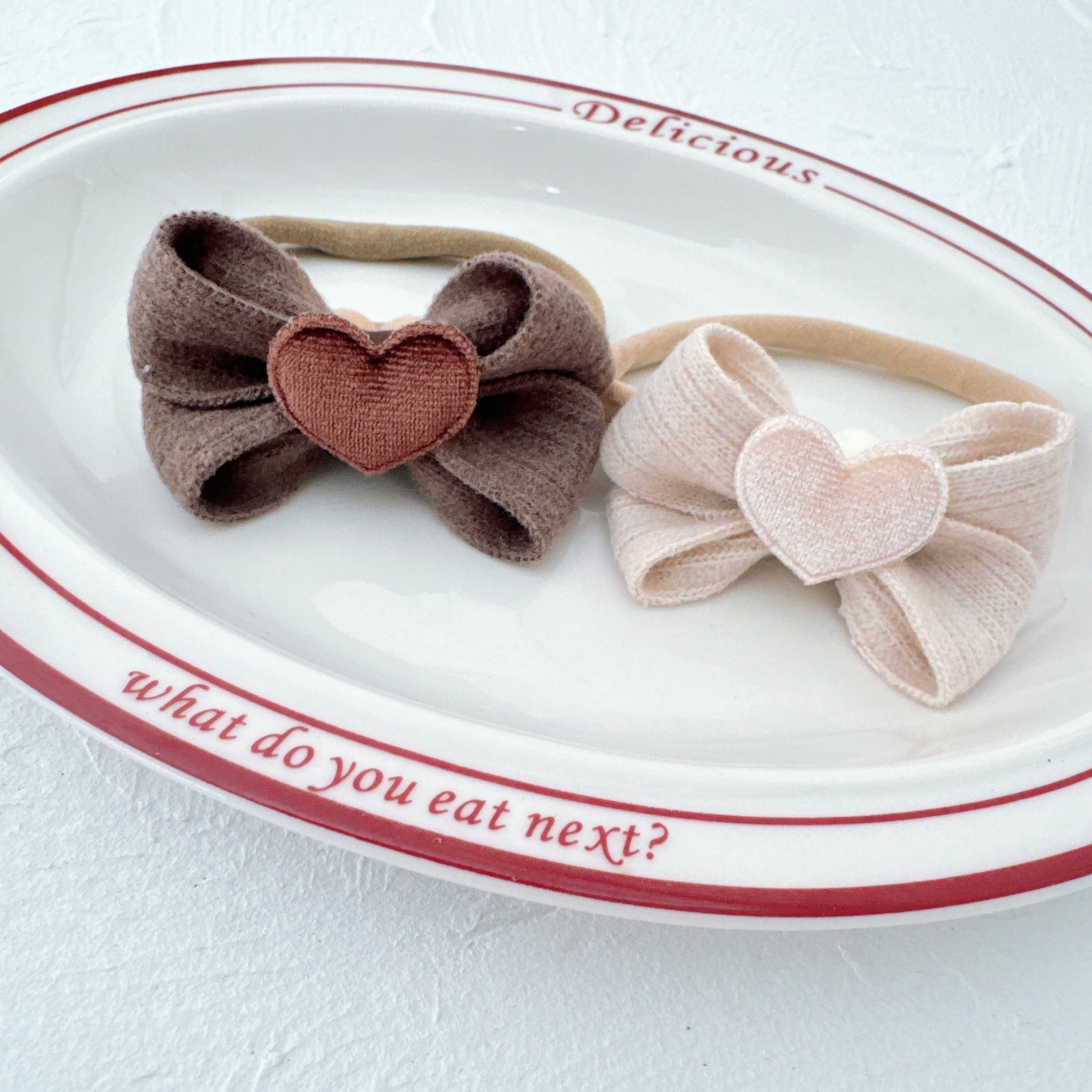 茶系ハートリボンヘアバンド（後ろ支え付き）