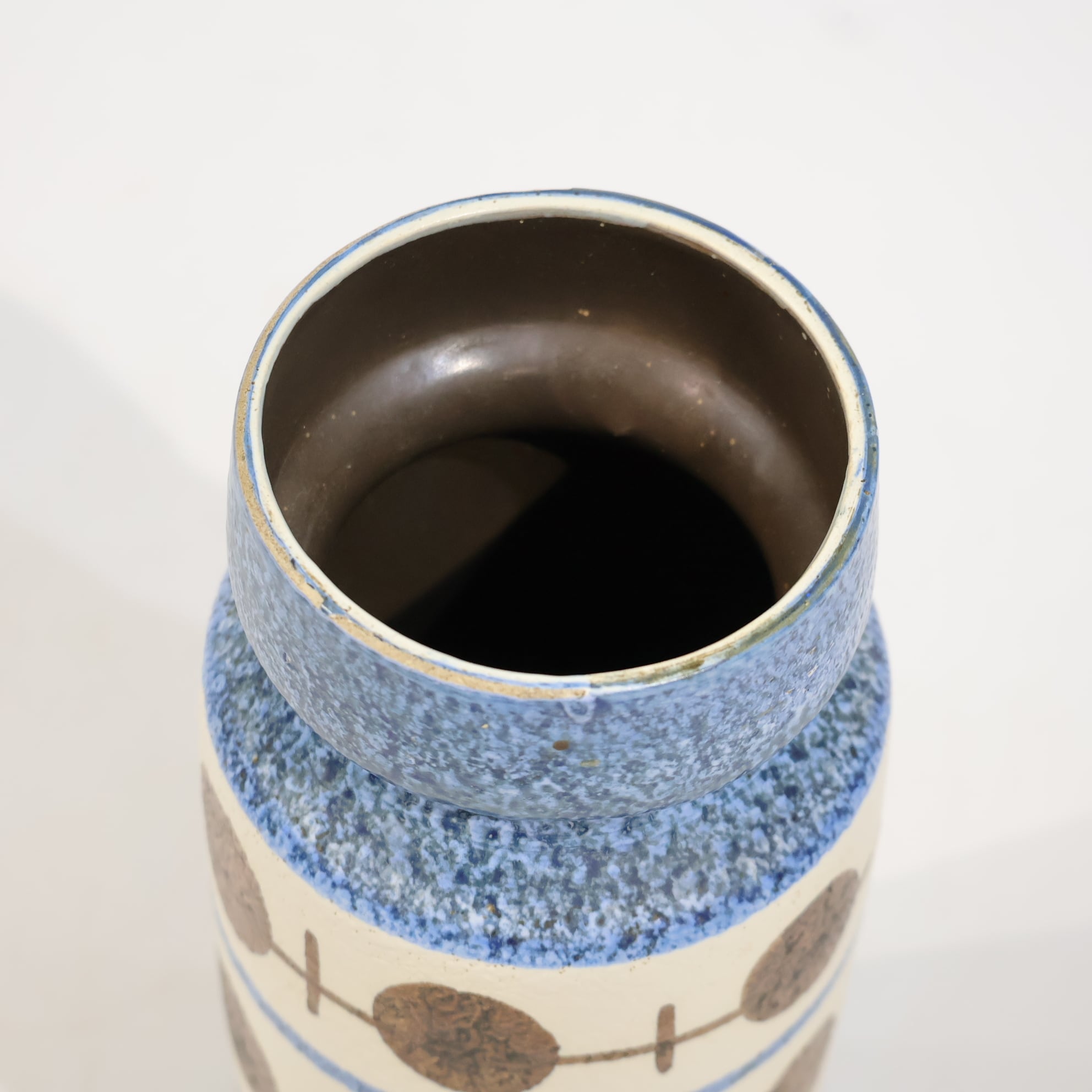 VEB Haldensleben-- 24.3cm | Fat Lava & German Art Pottery