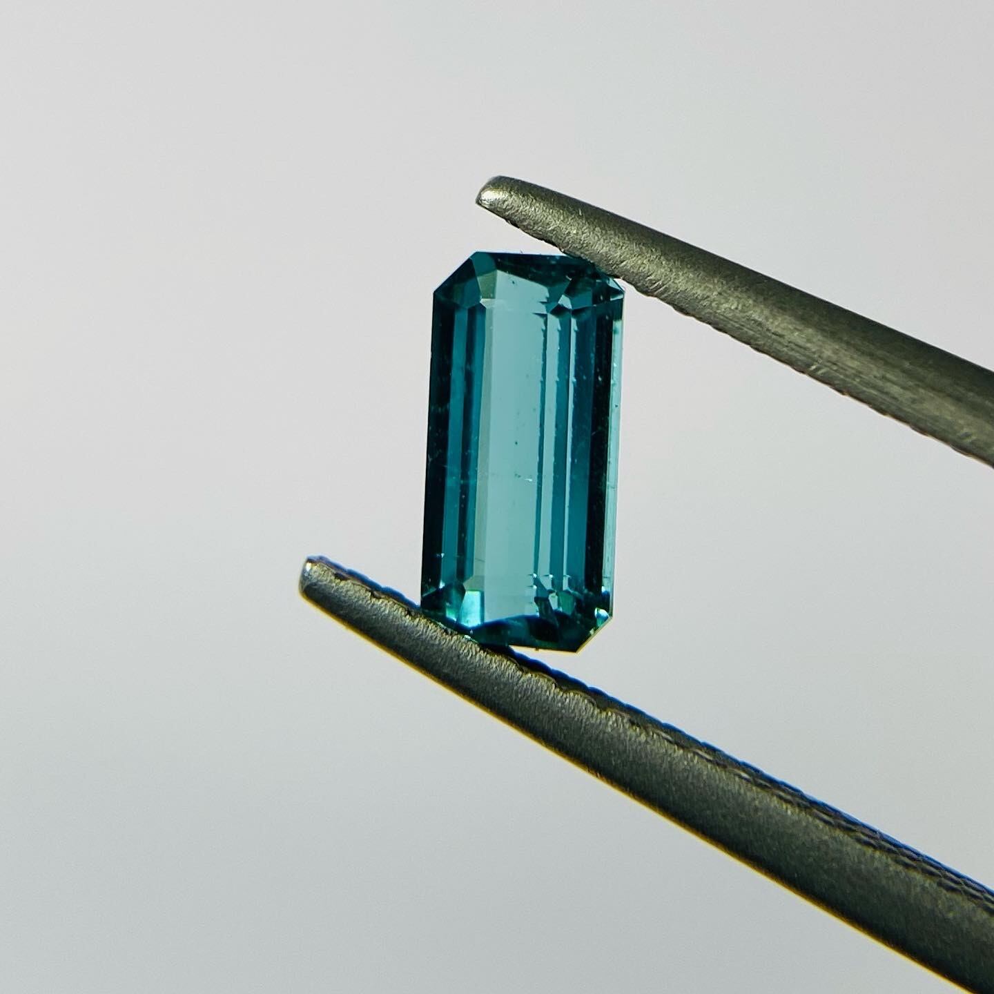 ラグーン〜ピーコック+ネオン感な極上カラー トルマリン2