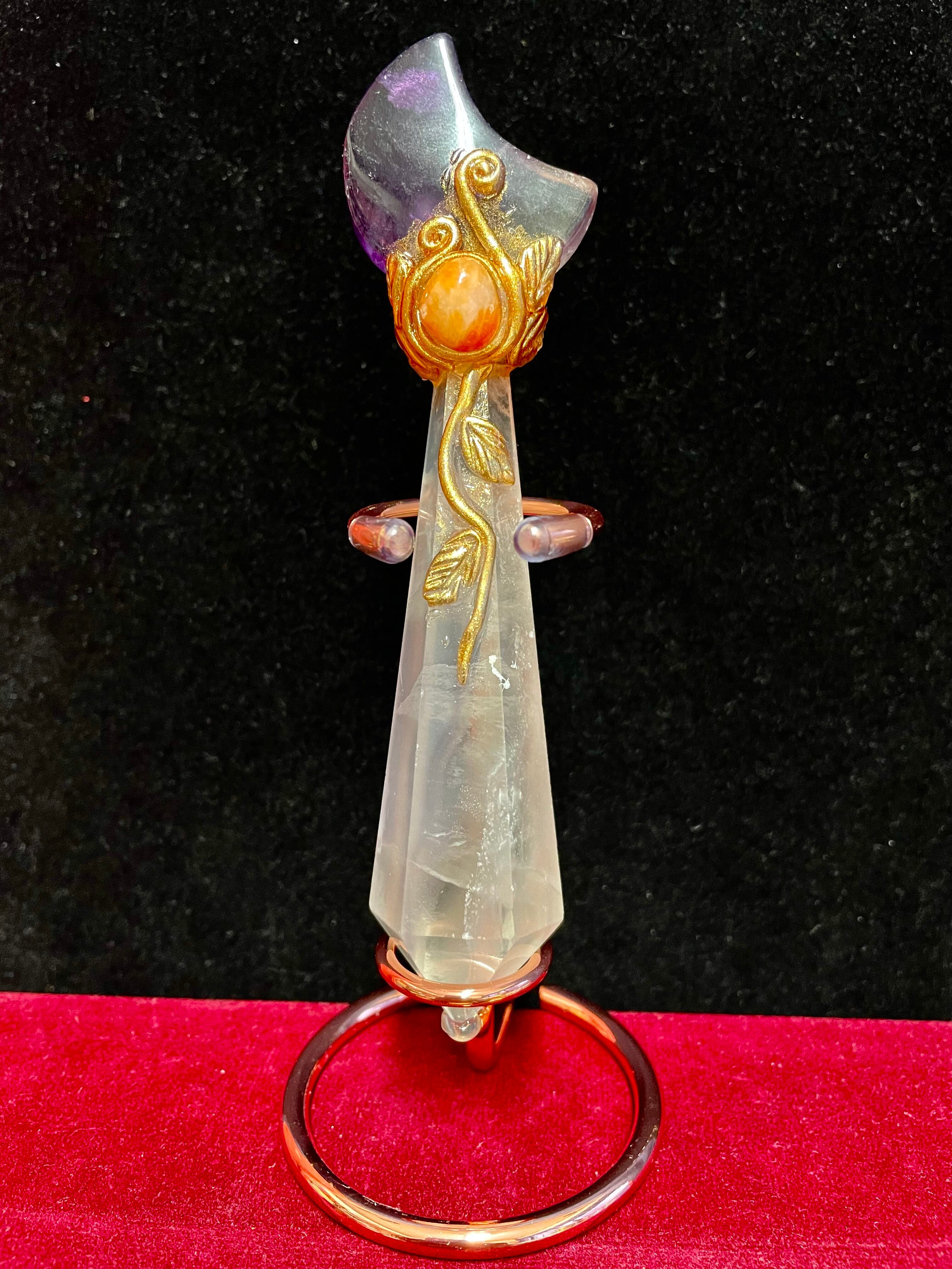 6) エネルギーを高める超アイテム!「アート・クリスタルワンドA」ハンドメイド(台座付)