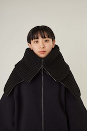 i’m here - Knit Snood(Crepe Wool-like) :Black|サークル状/片畦編み/ダブルジップ/ホーン・トグル/レザーパーツ