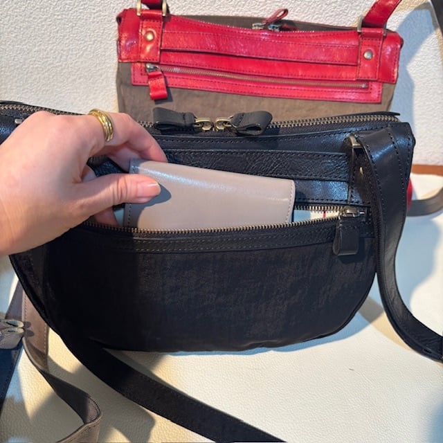 B.stuff　再入荷　ナイロンコンビショルダーバッグ