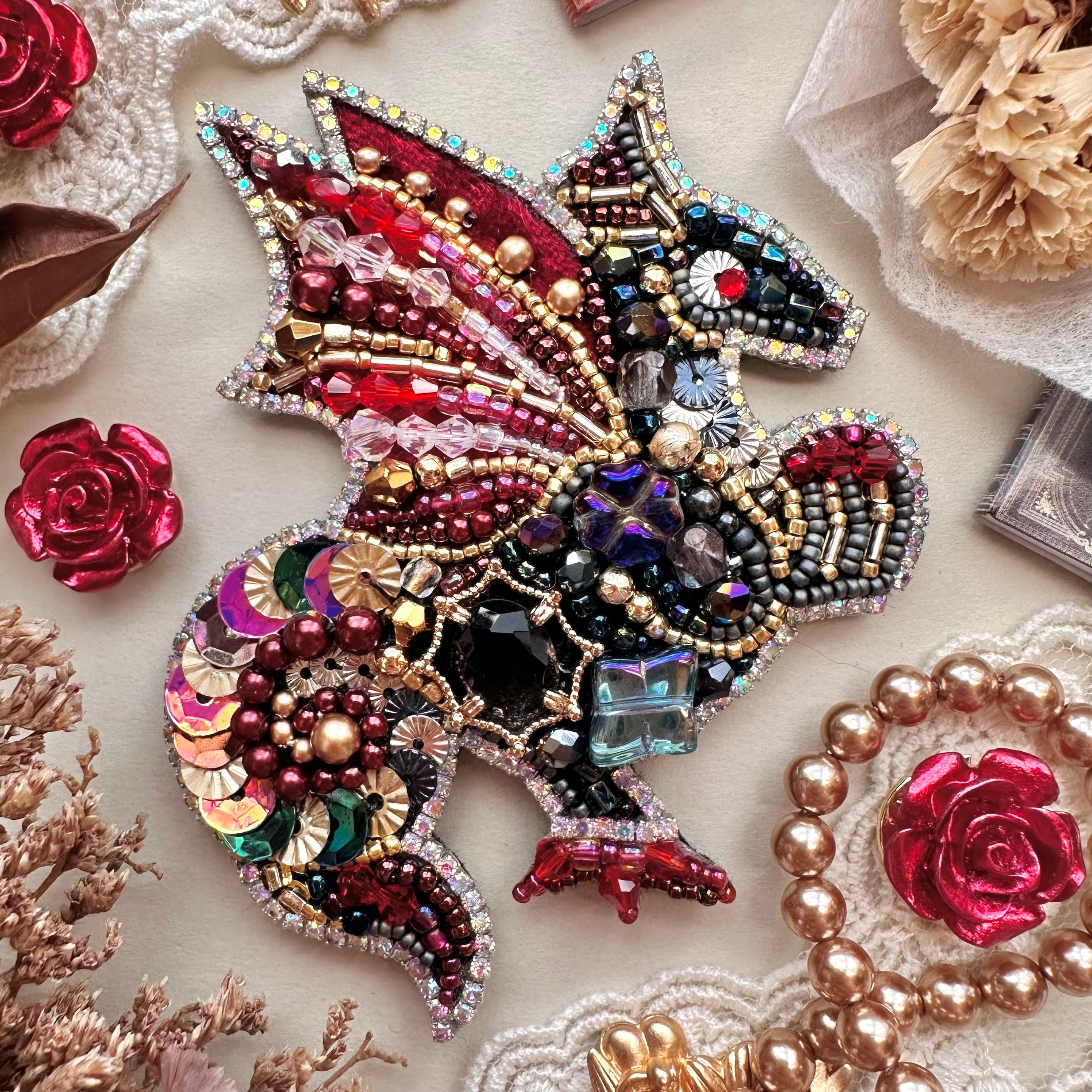 piari様　ハンドメイド　ブローチ piari