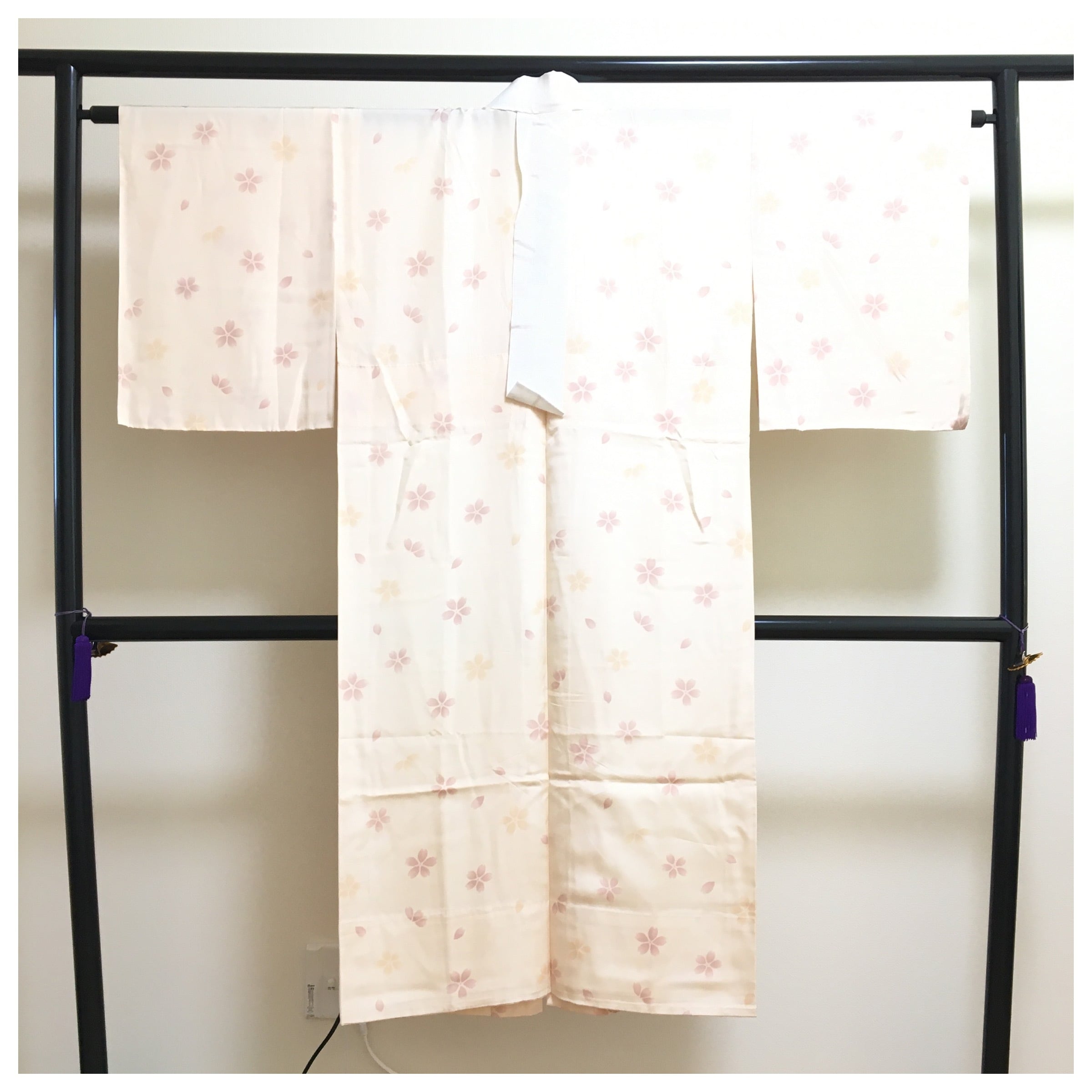 正絹 長襦袢 ピンク 花びら 身丈131 裄63 リサイクル 中古品 | 和装