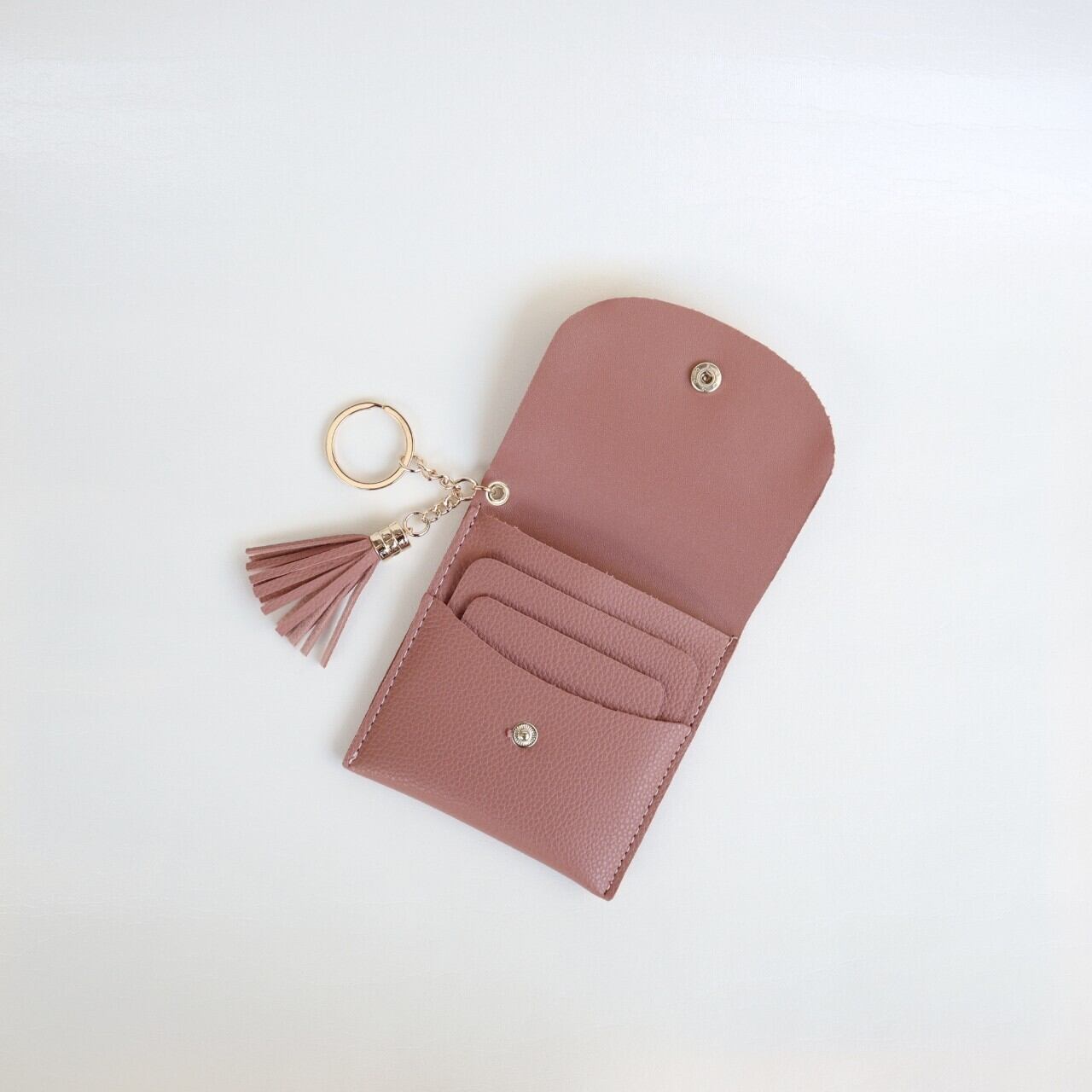 aedf937ada43475f273639767103ce