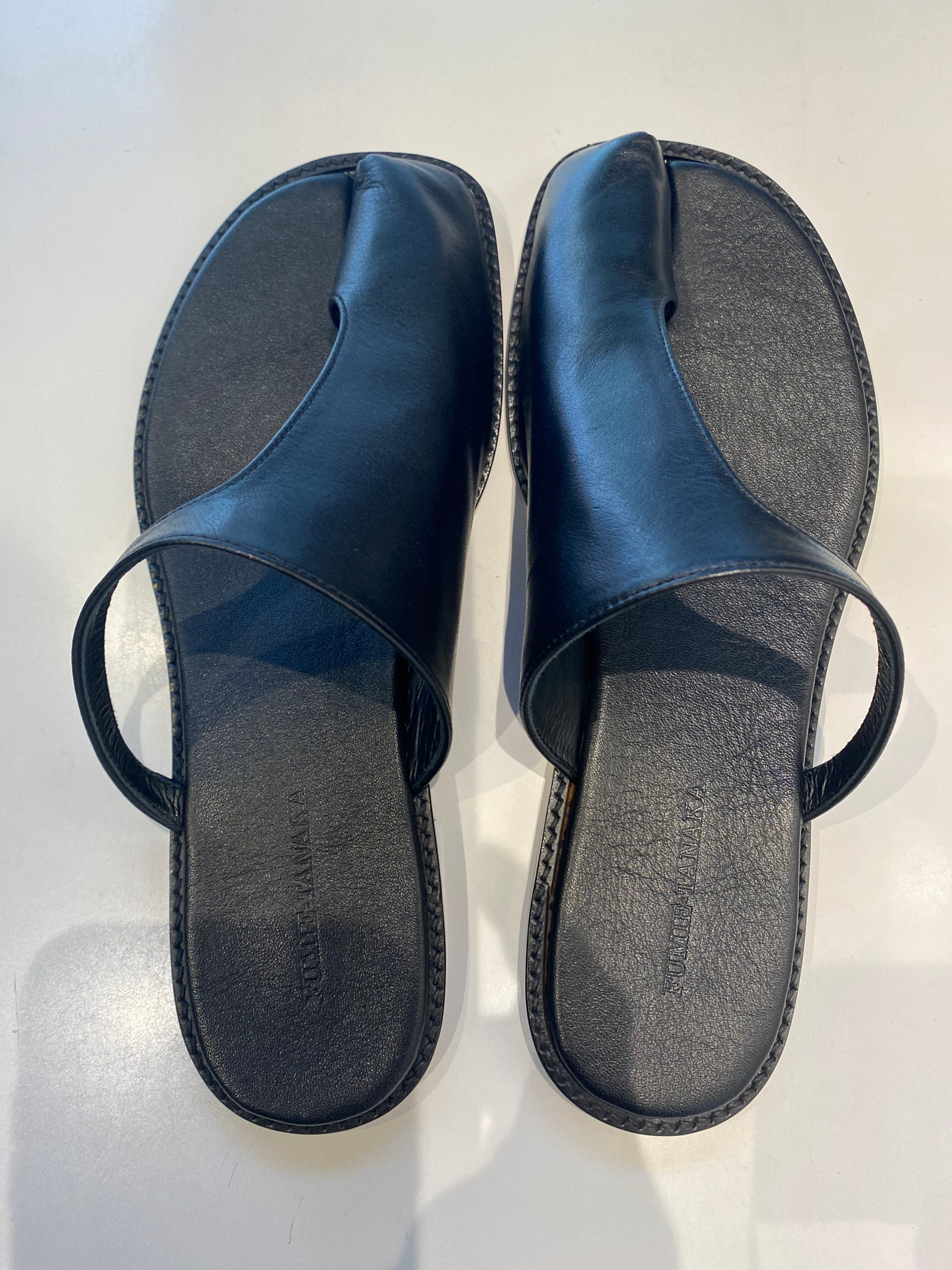 FUMIE=TANAKA cover finger sandal | AAR