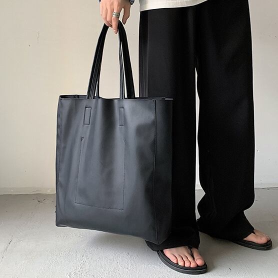 【予約販売】ショルダーバッグ ビジネスバッグ レザー メンズ シンプル スクエア ビジネス 通勤 通学 ブラック 黒 シック A4 大容量 こなれ感 お洒落 韓国 トレンド