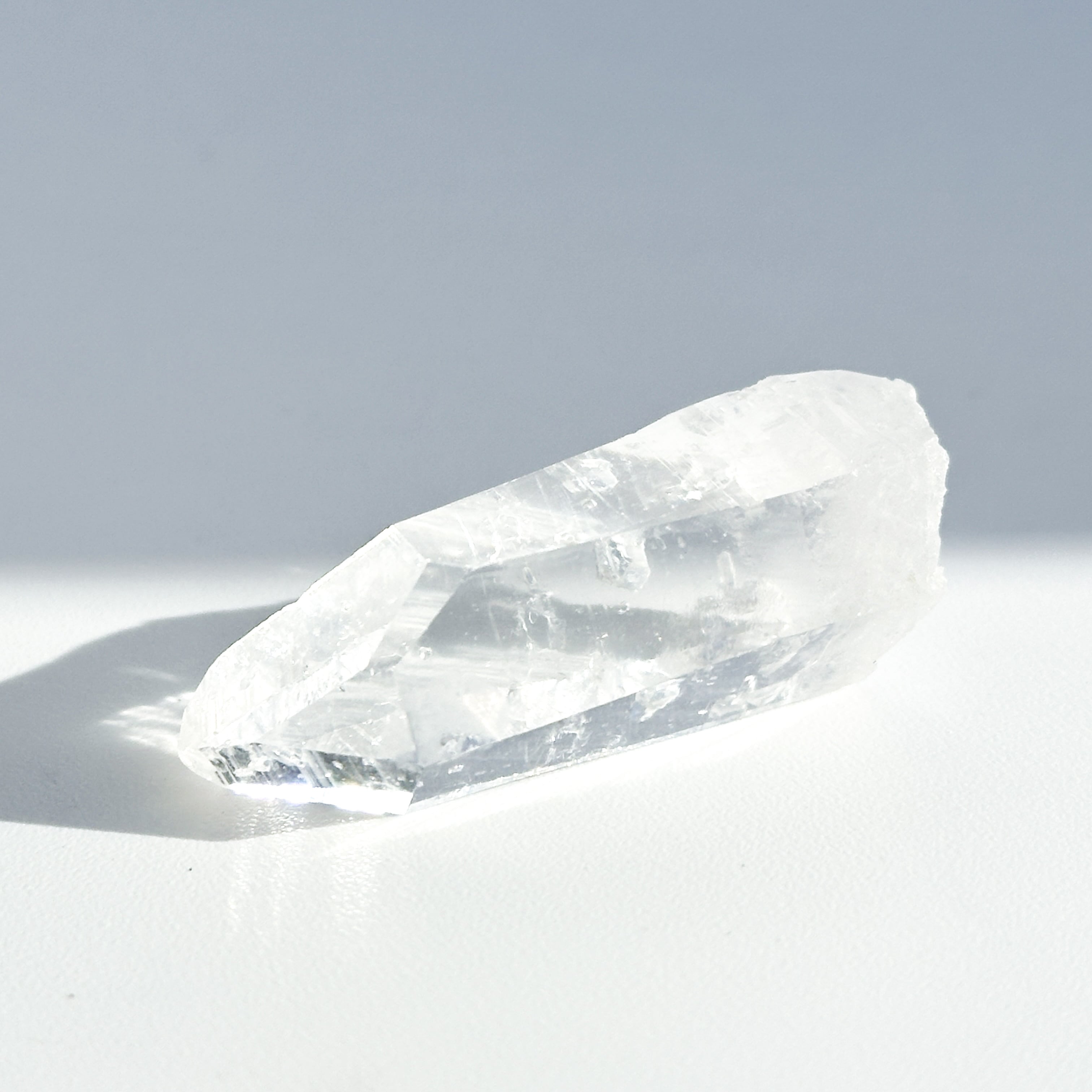 ゼッカ産クリアクォーツ ポイント 原石62 ◇ Clear Quartz ◇天然石・鉱物・パワーストーン