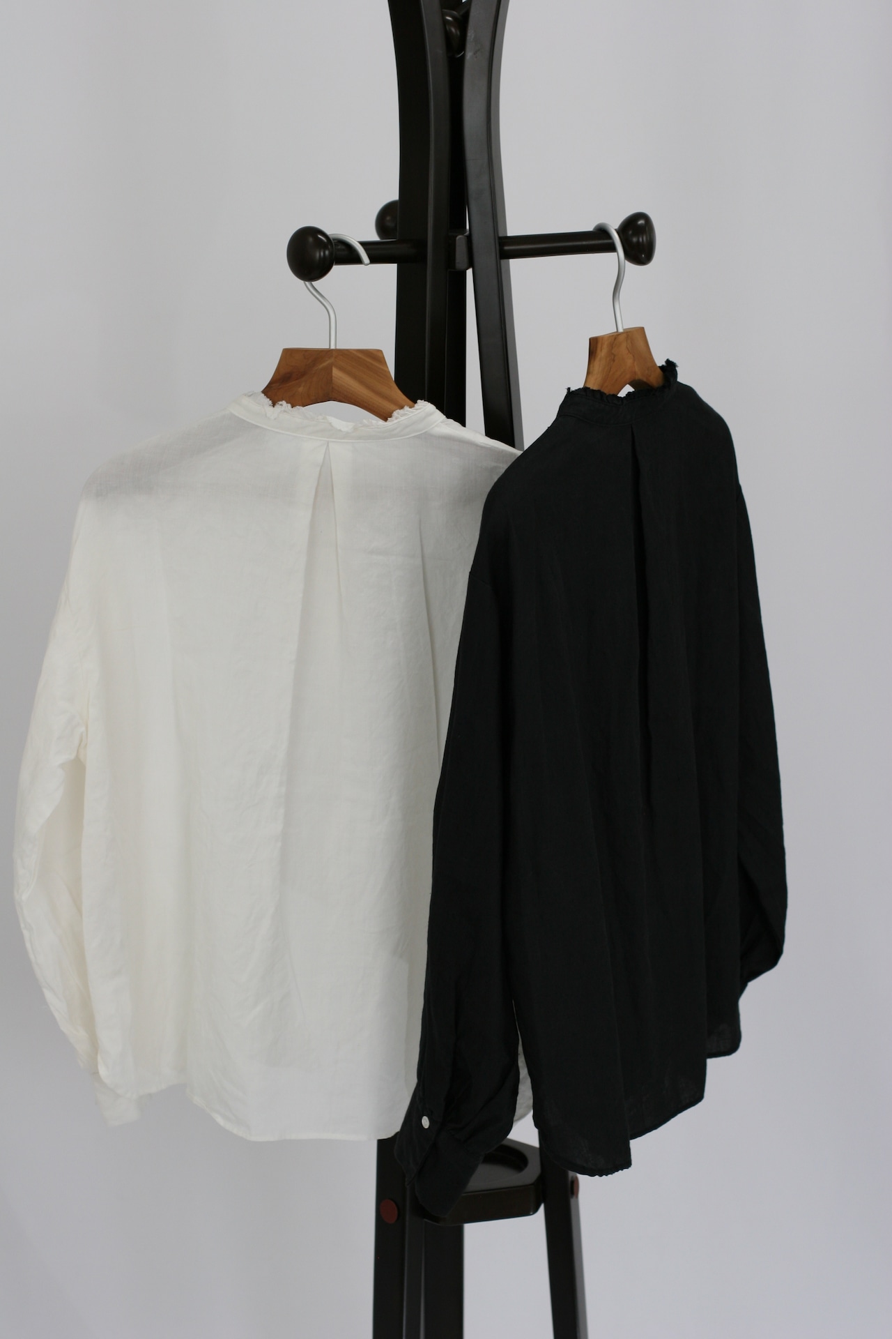 【Gauze#】 TINY FRILL COLLAR BLOUSE / WHITE・BLACK（G1095）
