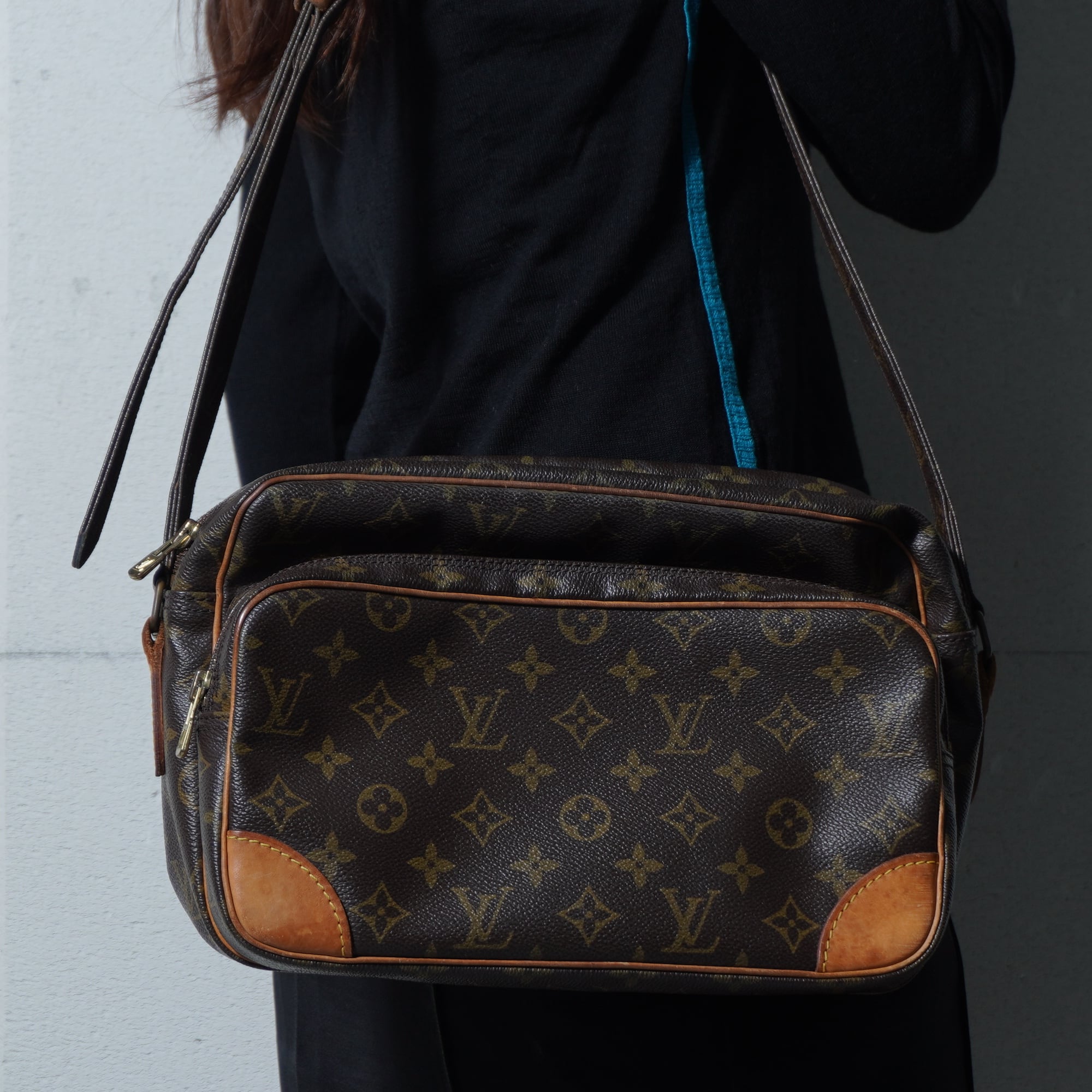 LOUIS VUITTON】ルイヴィトン ナイルモノグラムレザーショルダーバッグ