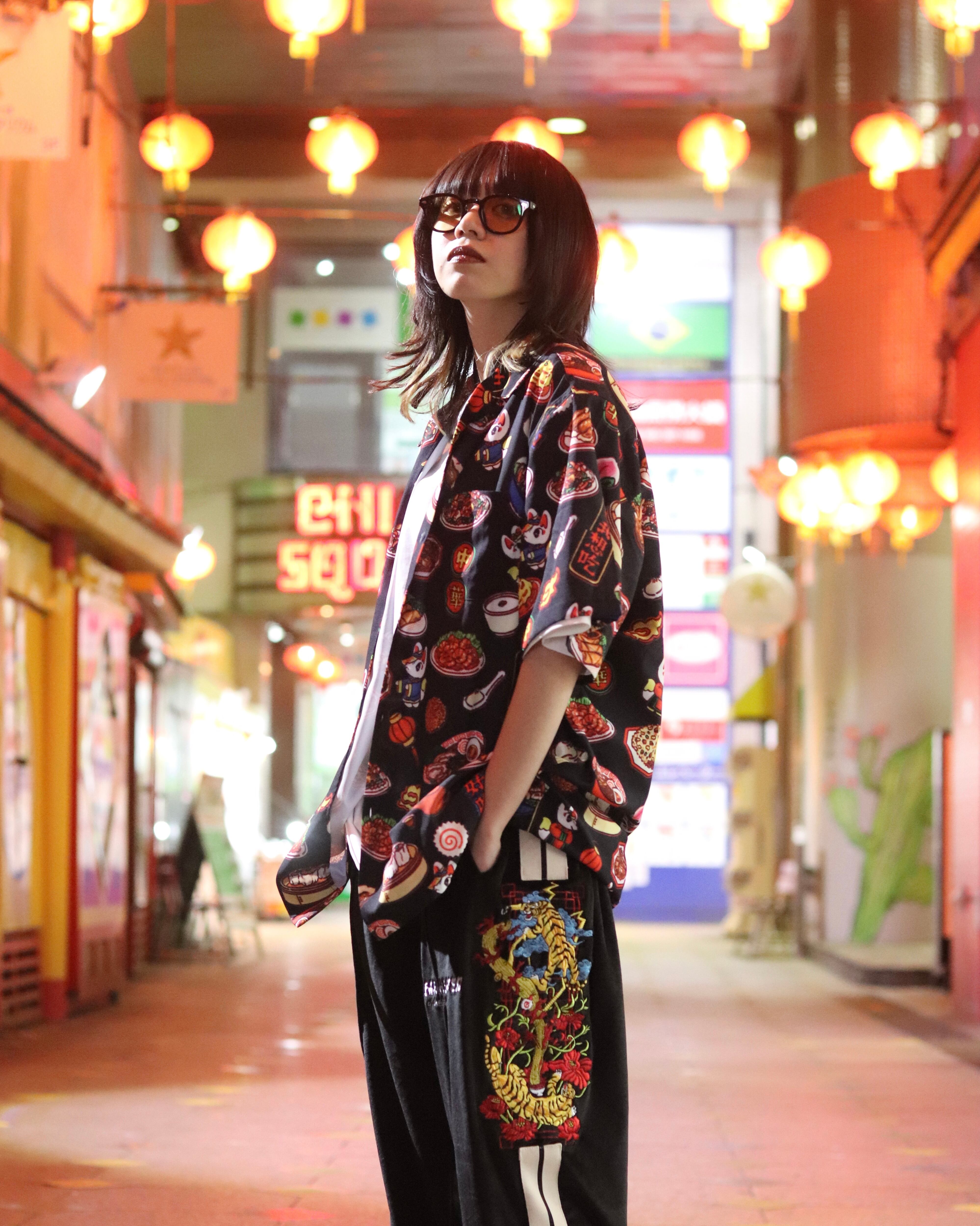 中村杏子コラボ中華総柄シャツ/Black | チュウカタベタイ