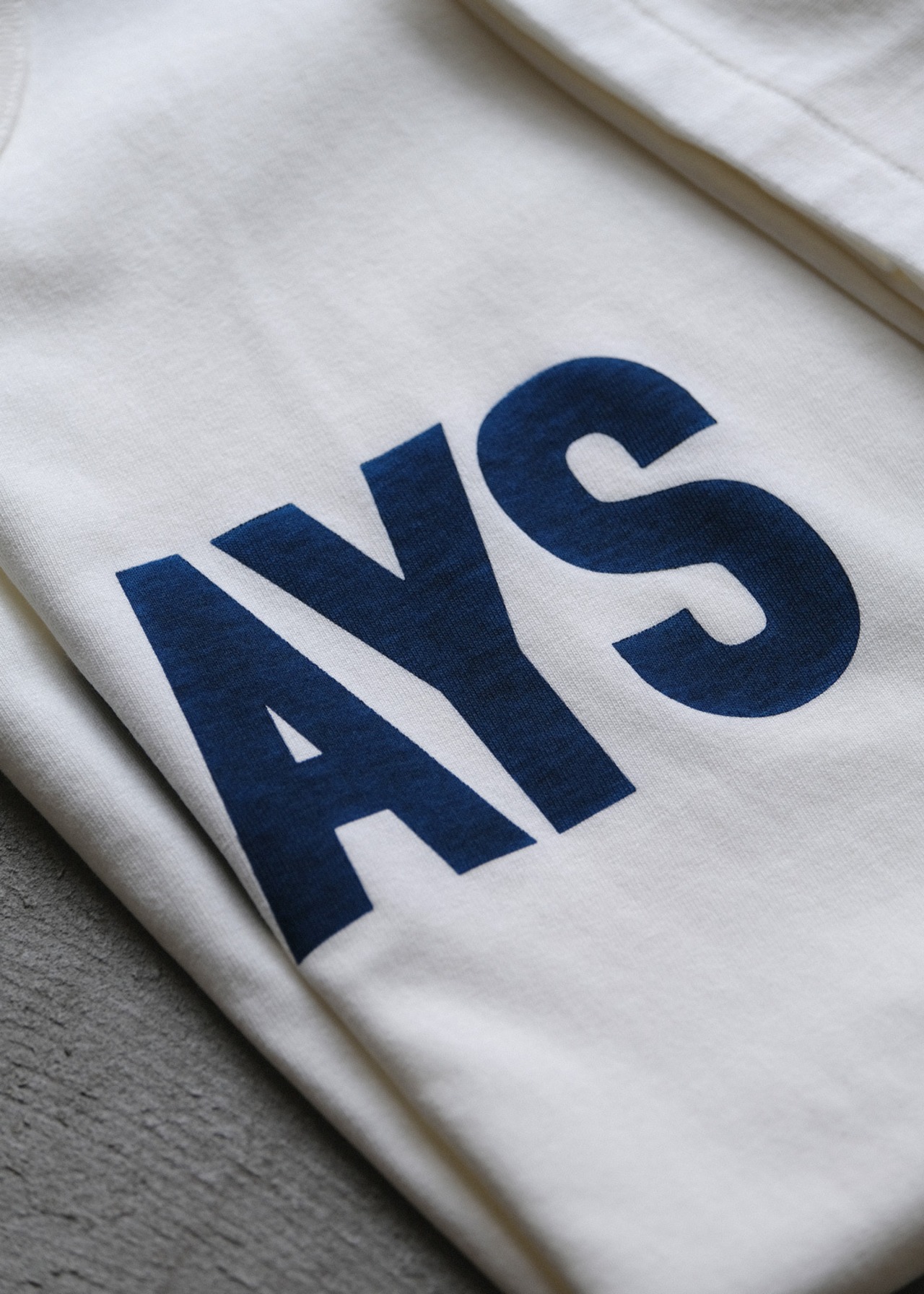 the "OLDAYS" letterpress logo tee in natural （受注生産）