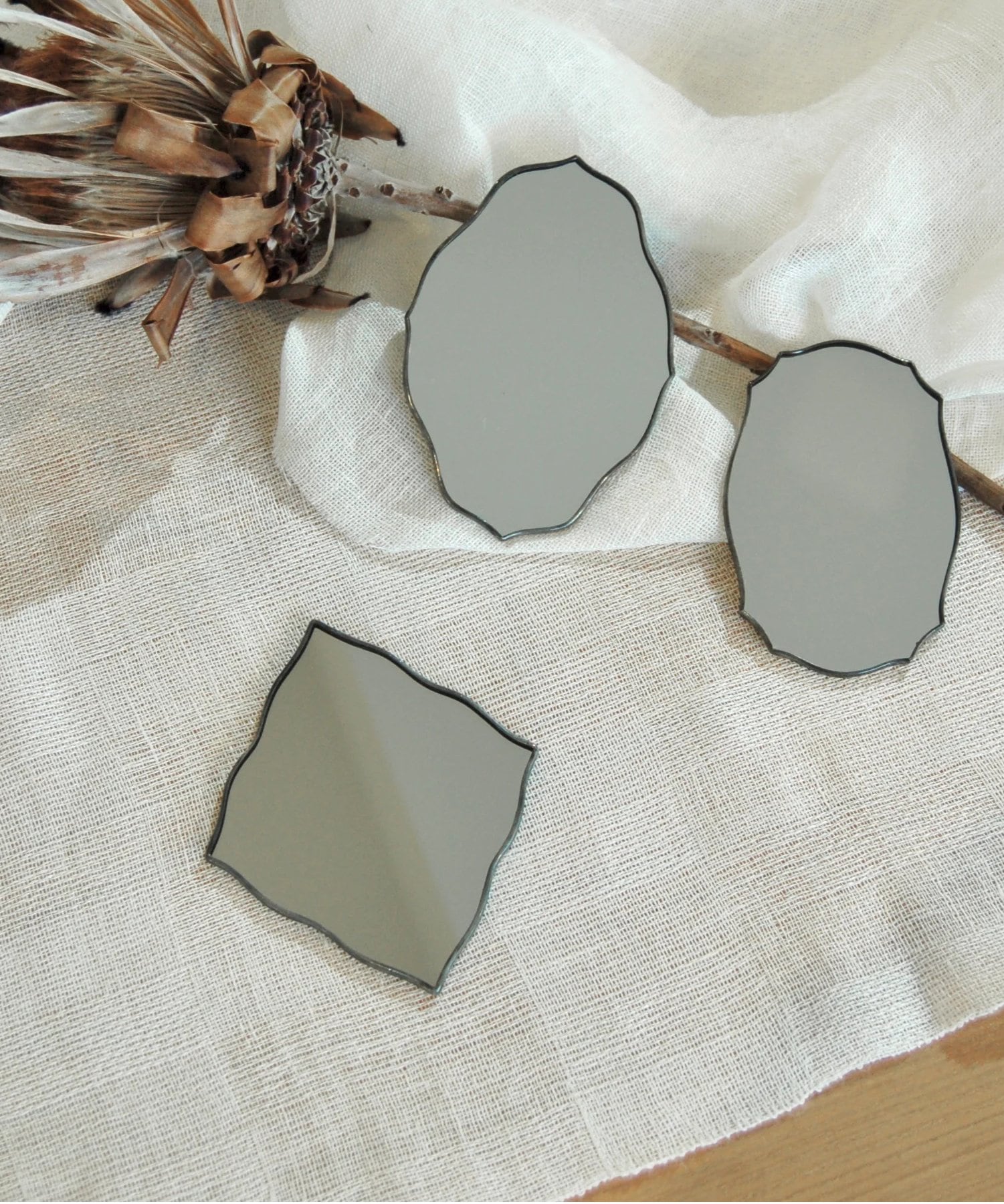Hand mirror (小) / atelier mado