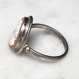 vintage silver cameo ring