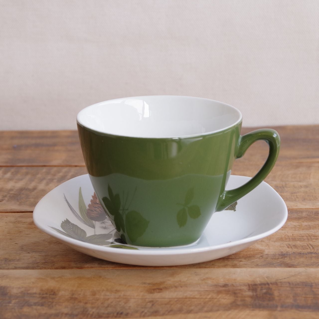 ミッドウィンター リバーサイド 蒲 植物 コーヒーカップ＆ソーサー