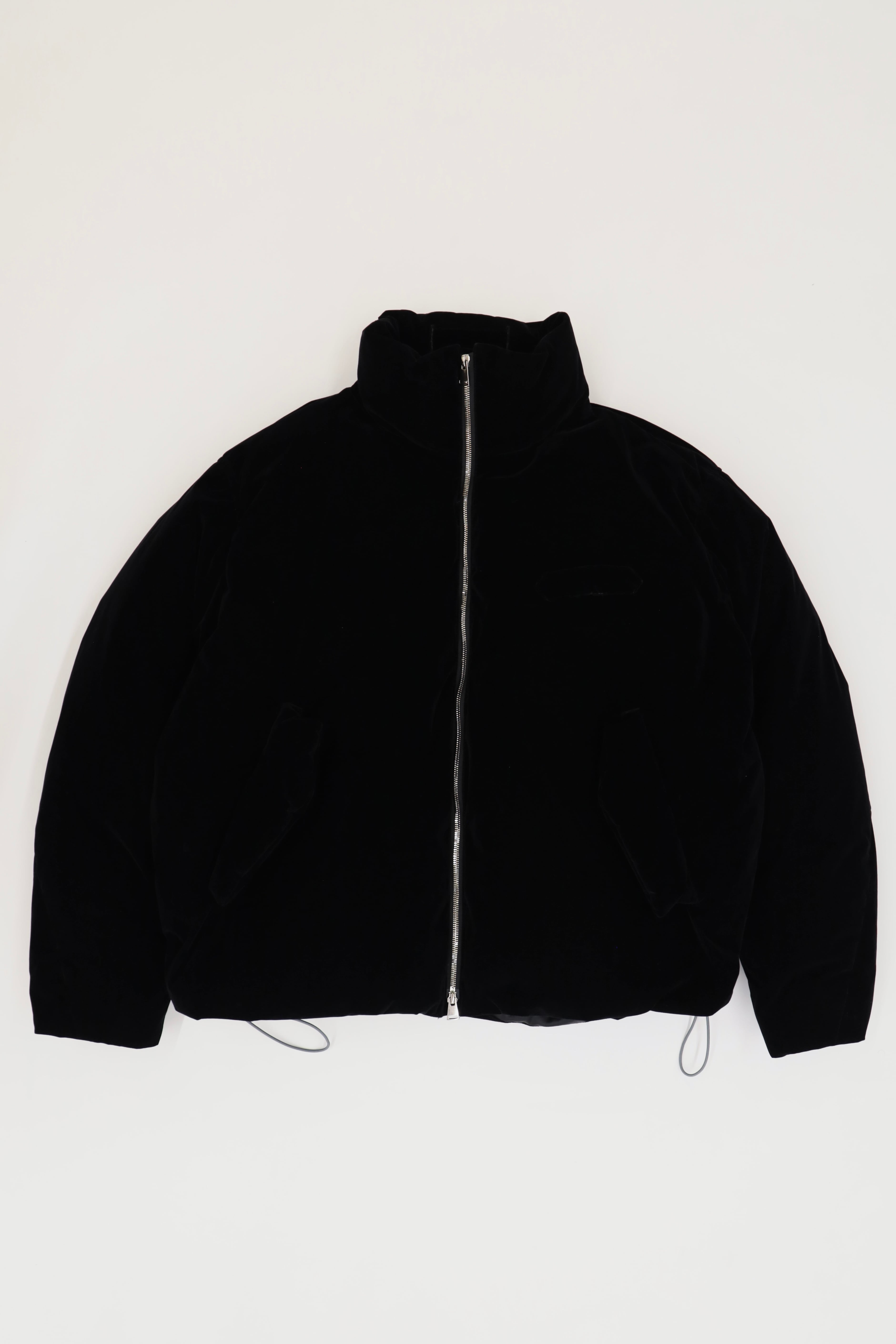 012- BLACK ASTRO PUFFER | OUAT