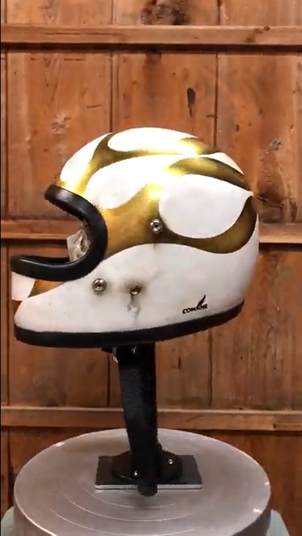 本金箔ヘルメット
