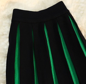 瞬間めくらまし魔法〜ニットストライプスカート〜　M22696