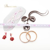 社交ダンス 小物 まとめ売り セット オーナメント ピアス ブレスレット レッド系 ピンク系 シルバー系 アクセサリー 小道具 装飾 デモ 競技 ダンス パーティ 発表会 正装 フォーマル アクセサリーセット ヘアオーナメント ピアスセット ブレスレットセット デモ用 競技用 フォーマル装飾 パーティー用 付け髪 小物セット 競技会用 小道具セット