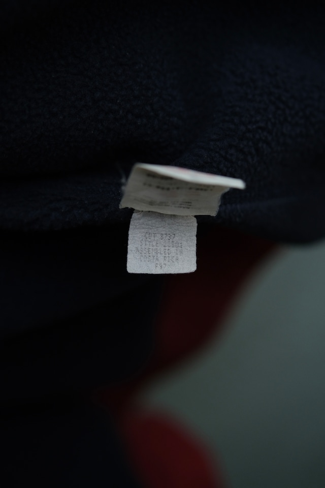 Utah/97's "patagonia" shelled synchilla vest/red