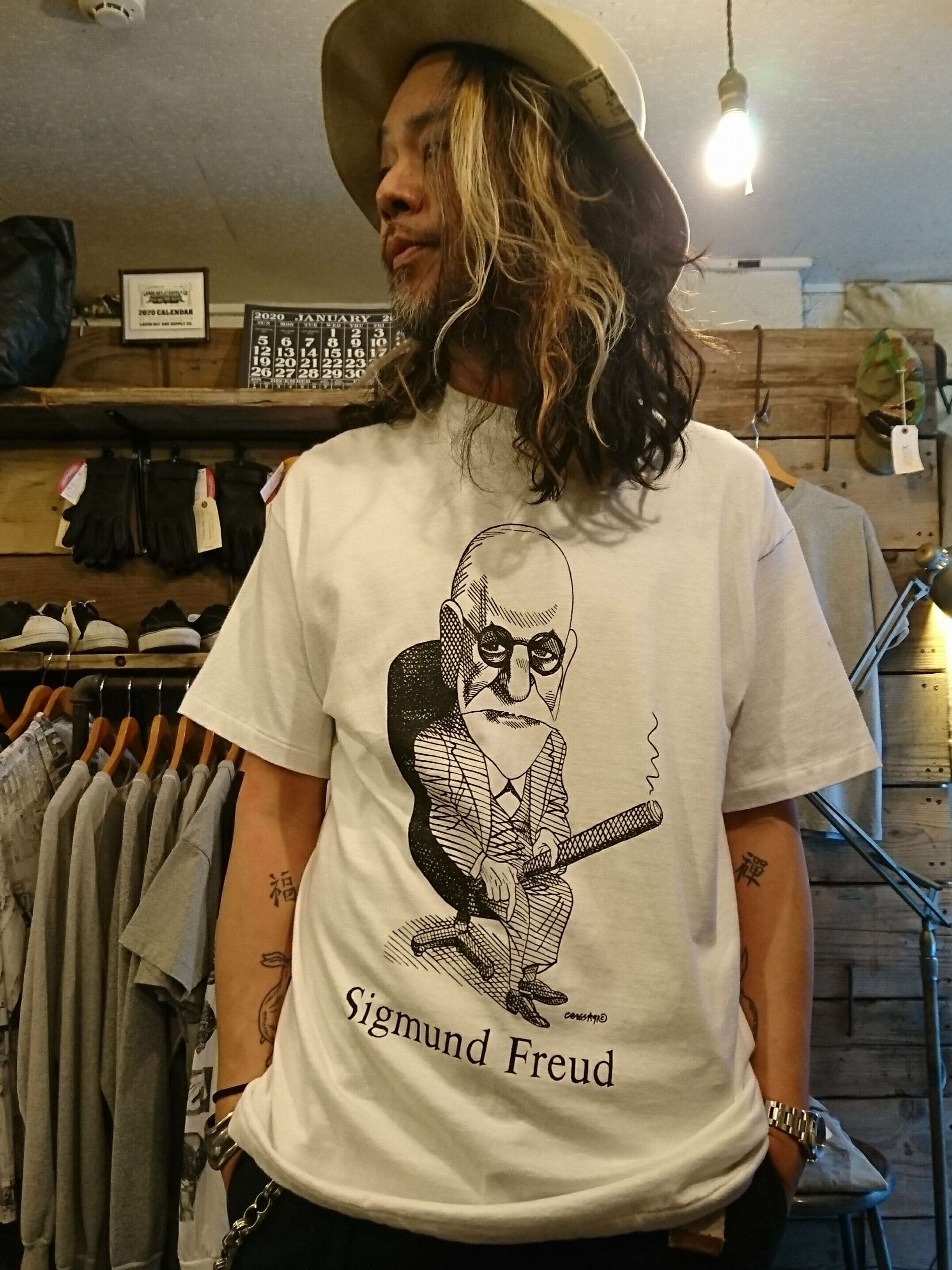 トップス 90's Largely Literary sigmund freud tee 90's Largely Literary sigmund freud tee