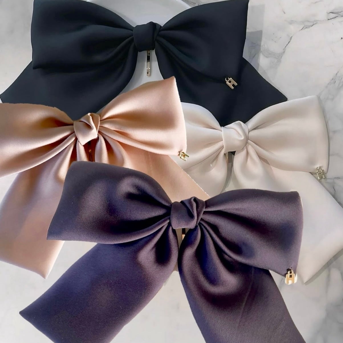 サテンリボンポニーテールフック