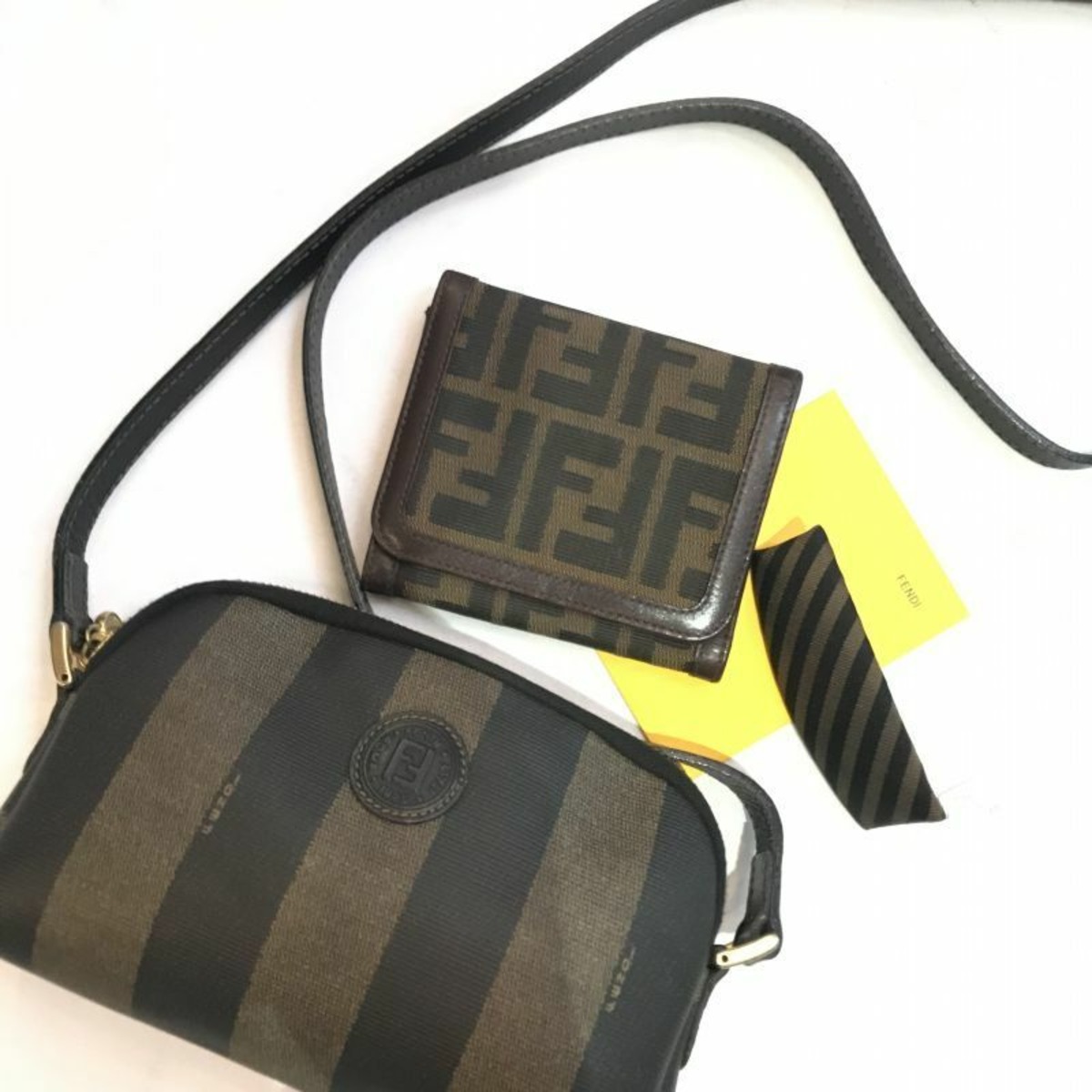 FENDI ペカン柄 ショルダーバッグ フェンディ shoulder bag leather 