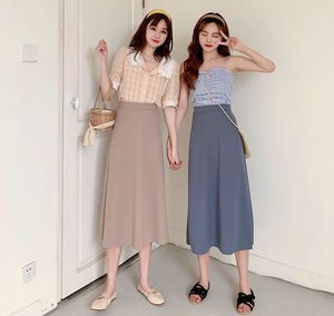 スカート ロングスカート フレアスカート ロング ロング丈 フレア Aライン ハイウエスト 大人可愛い きれいめ シンプル 上品 おしゃれ お洒落 レトロ 大人女子 こなれ感 ラブリー キュート 無地 秋 10代 20代 レディース 女性用 女の子 デート お出かけ 休日 レストラン テーマパーク 水族館 映画館 カフェ カラオケ ドライブ ショッピング 普段使い ファッション コーデ 楽ちん 美脚 脚長 定番 サイズ M L 色展開 ブラック グレー アプリコット