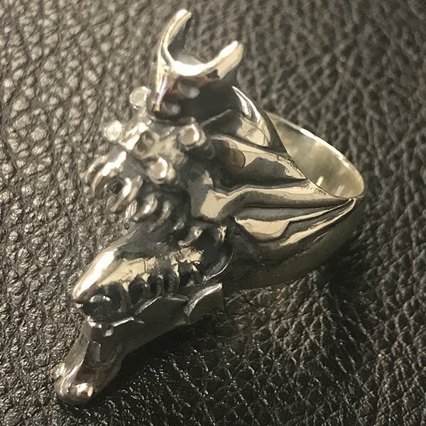 EVANGELION エヴァンゲリオン エヴァ2号機”ザ・ビースト”シルバー