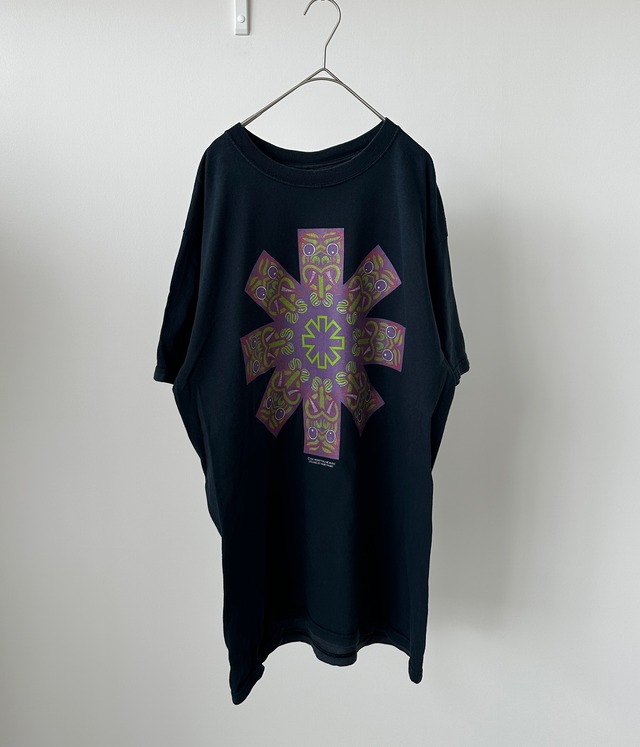 -Red Hot Chili Peppers- Vintage 90s L Hanky Panky Print T-Shirt made in USA