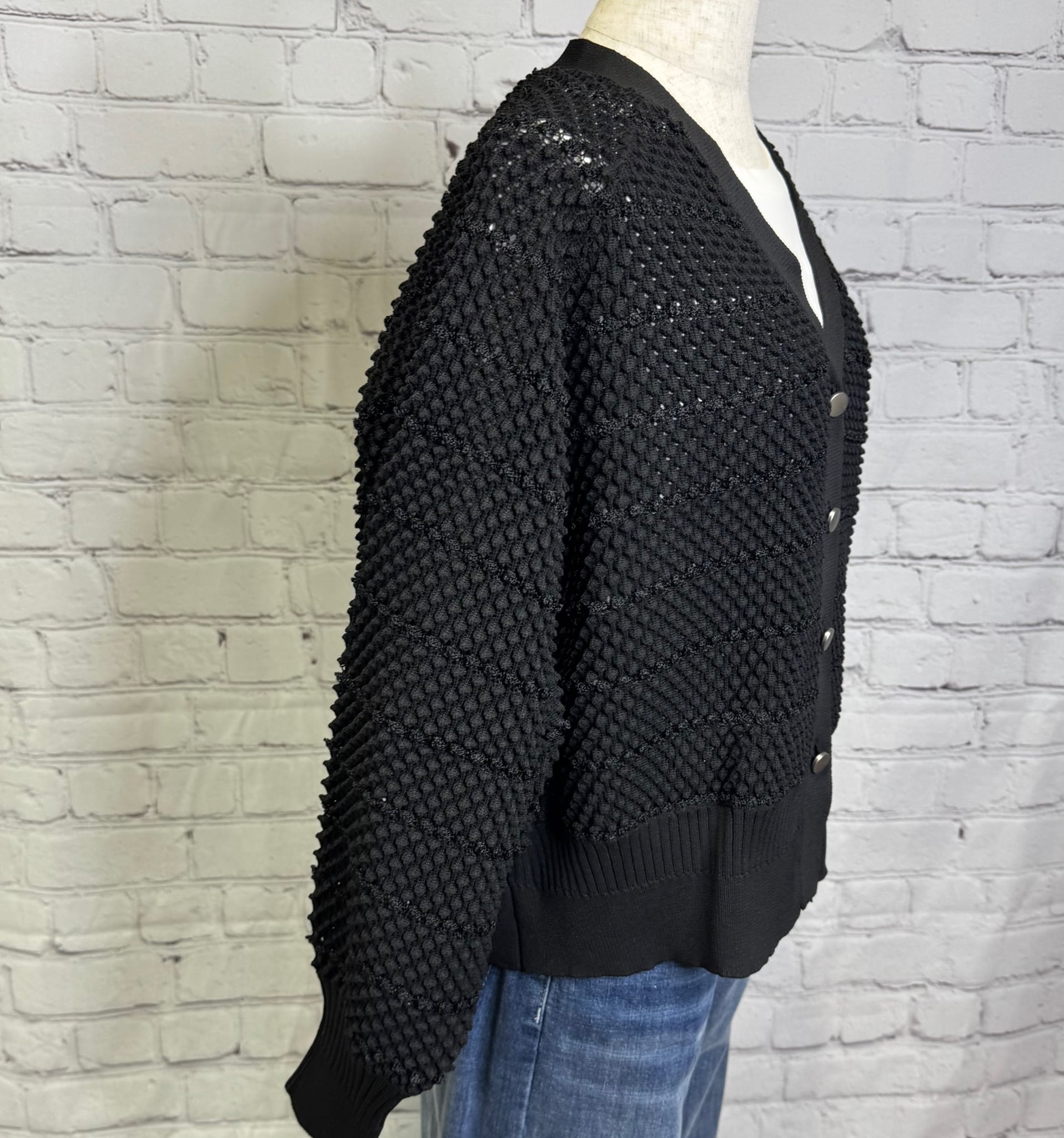 今期 新品 タグ付き Dignite collier 刺繍ニットカーディガン 予約販売