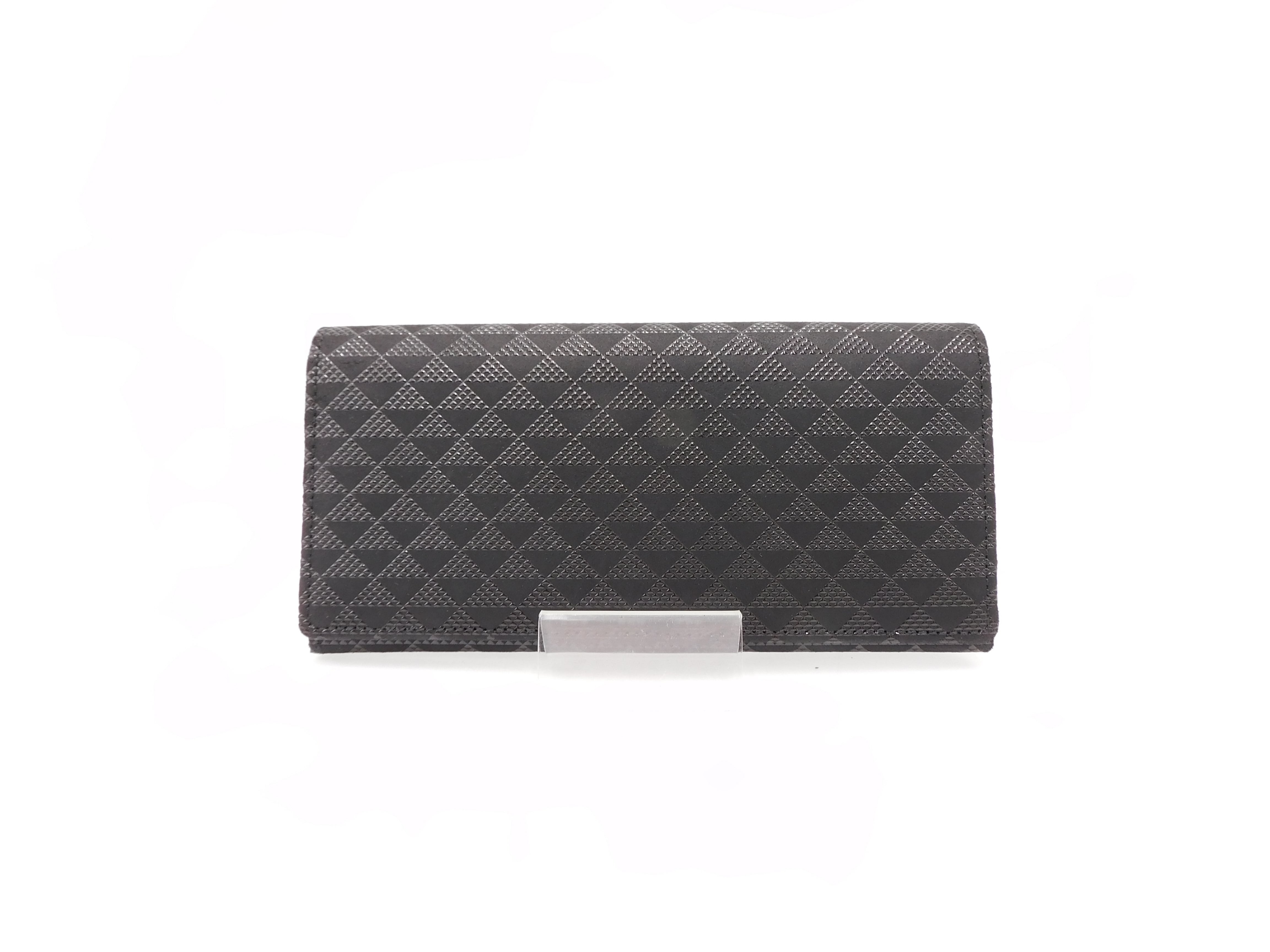 長財布小銭付 黒/黒 鱗柄