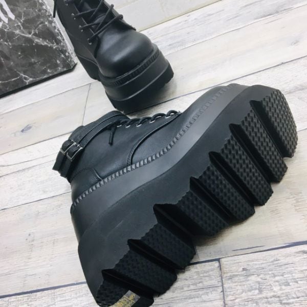 サイズ交換OK】Demonia（デモニア）正規保証品 厚底 ブーツ 黒 パンク