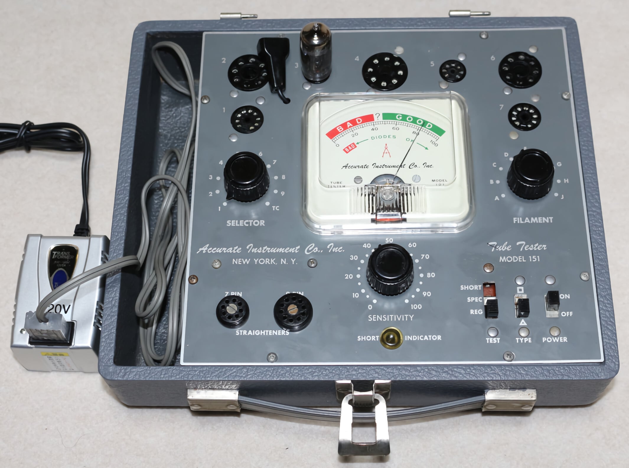 使って満足 使いやすい 真空管試験機 Accurate151 昇圧アダプター付き